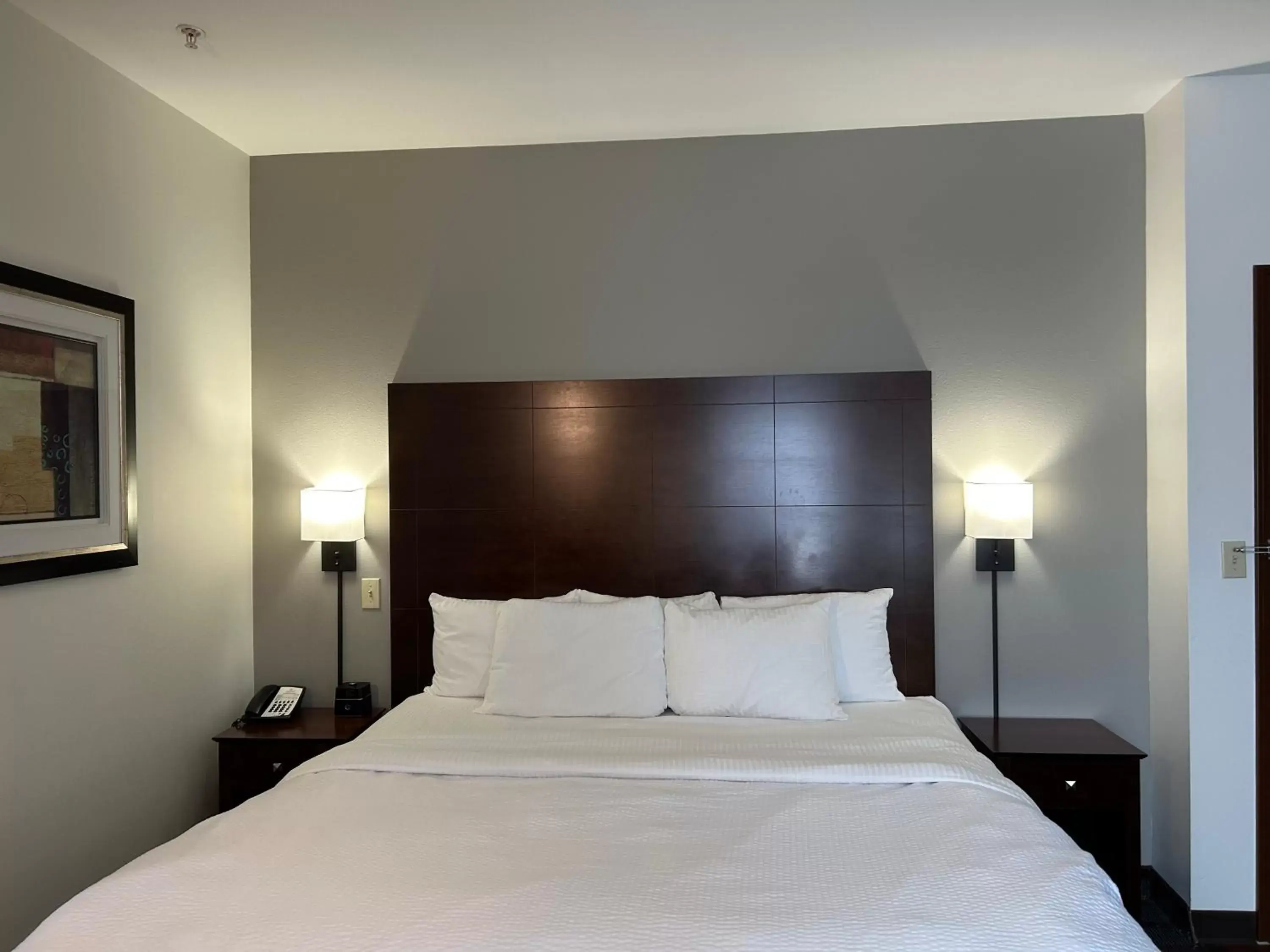 King Apartment with Mountain View - Non-Smoking in La Quinta by Wyndham Bozeman King Apartment with Mountain View - Non-Smoking in La Quinta by Wyndham Bozeman