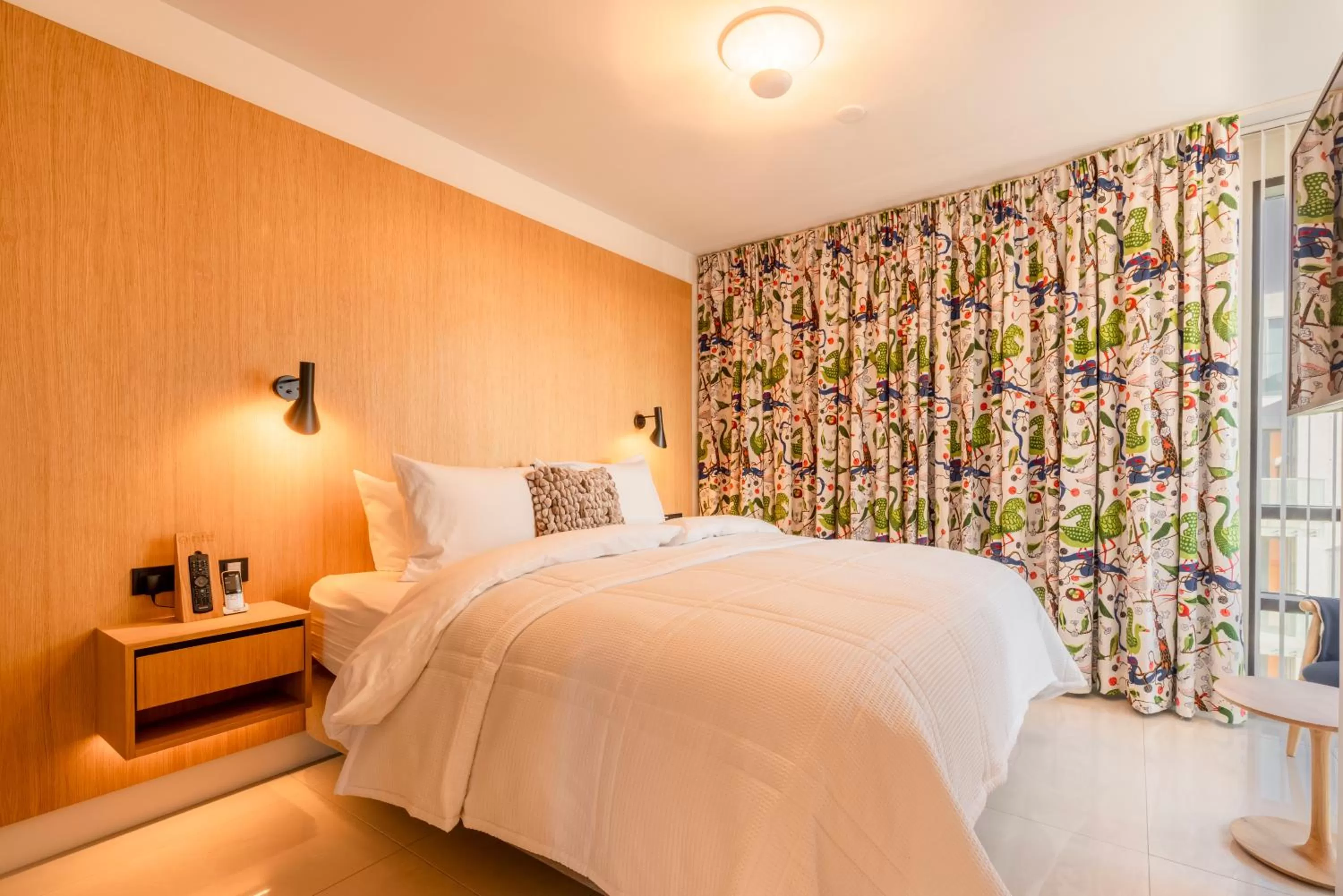 Bedroom, Bed in Black Pearl Apartment Hotel