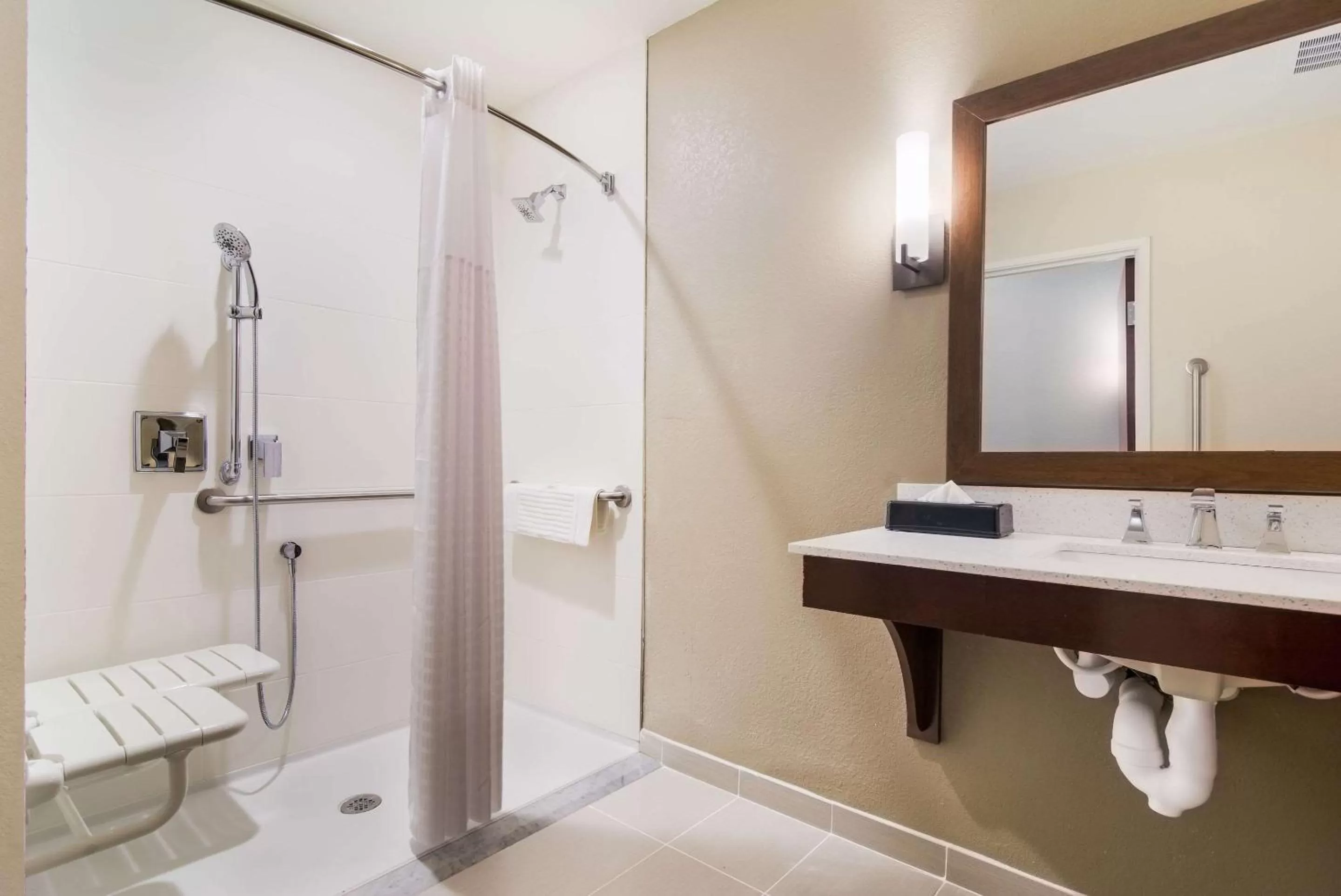 Photo of the whole room in Comfort Inn & Suites Rock Hill Northeast