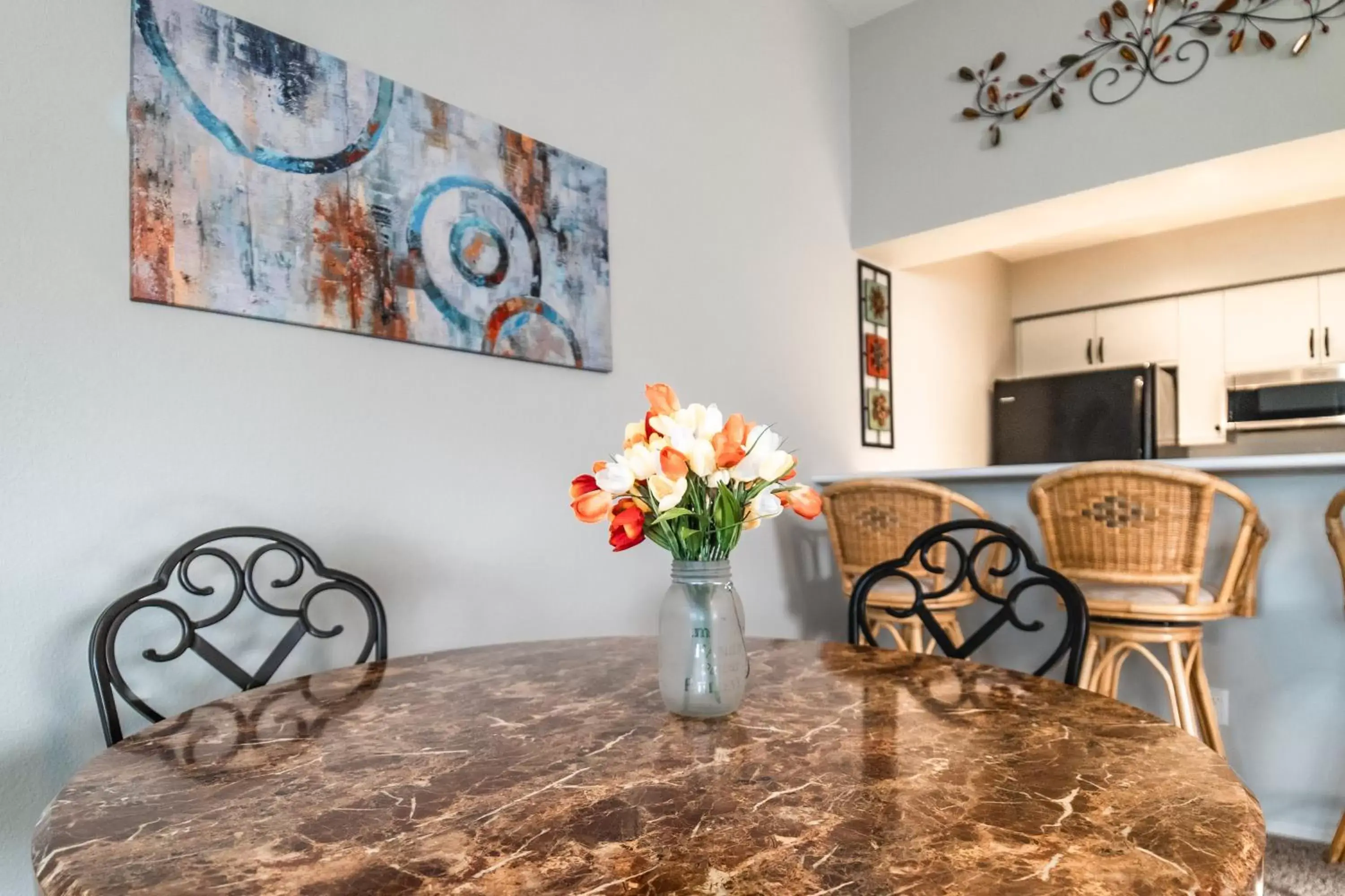 One-Bedroom Apartment in Thousand Hills Golf Resort One-Bedroom Apartment in Thousand Hills Golf Resort