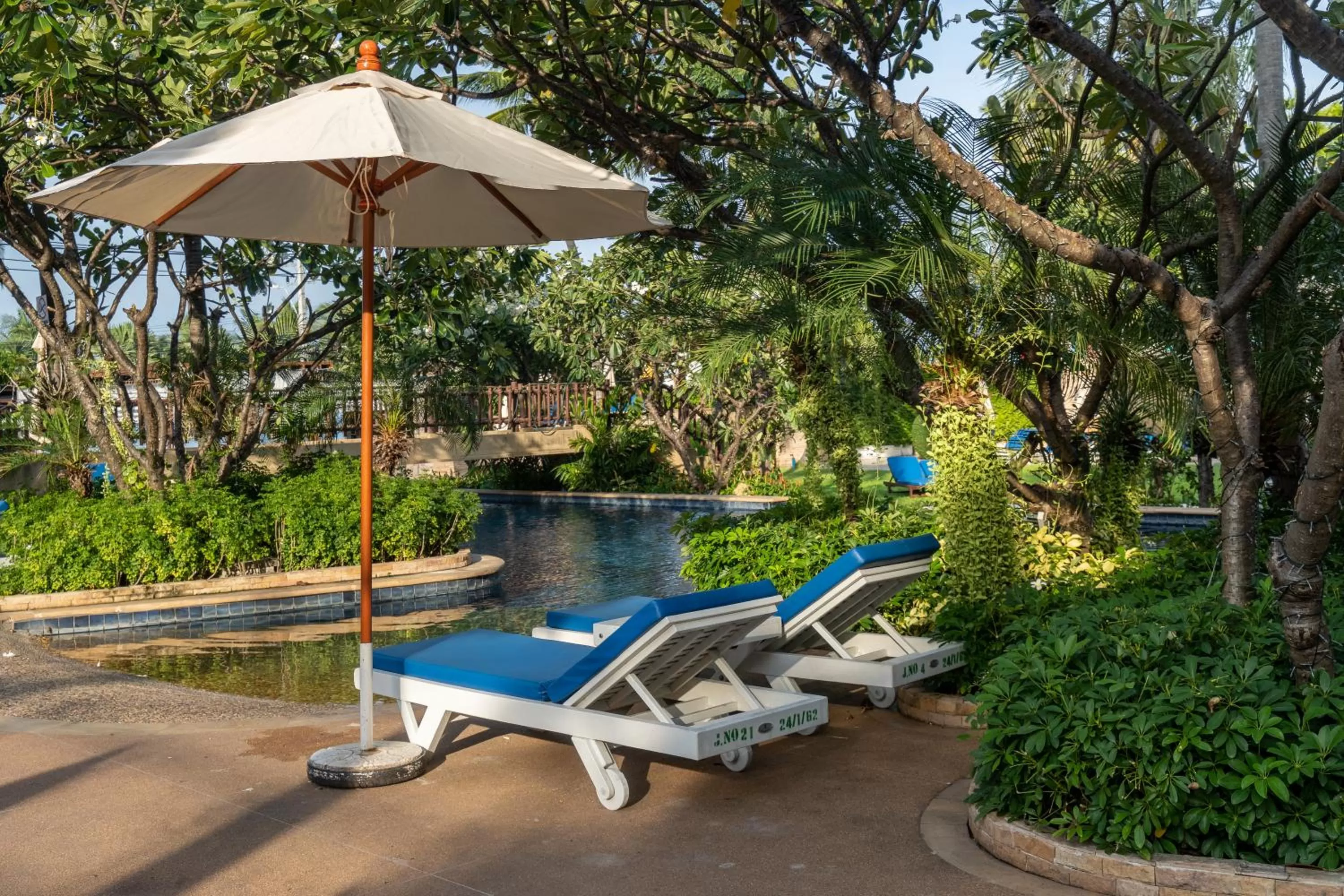 Balcony/Terrace in Jomtien Palm Beach Hotel and Resort