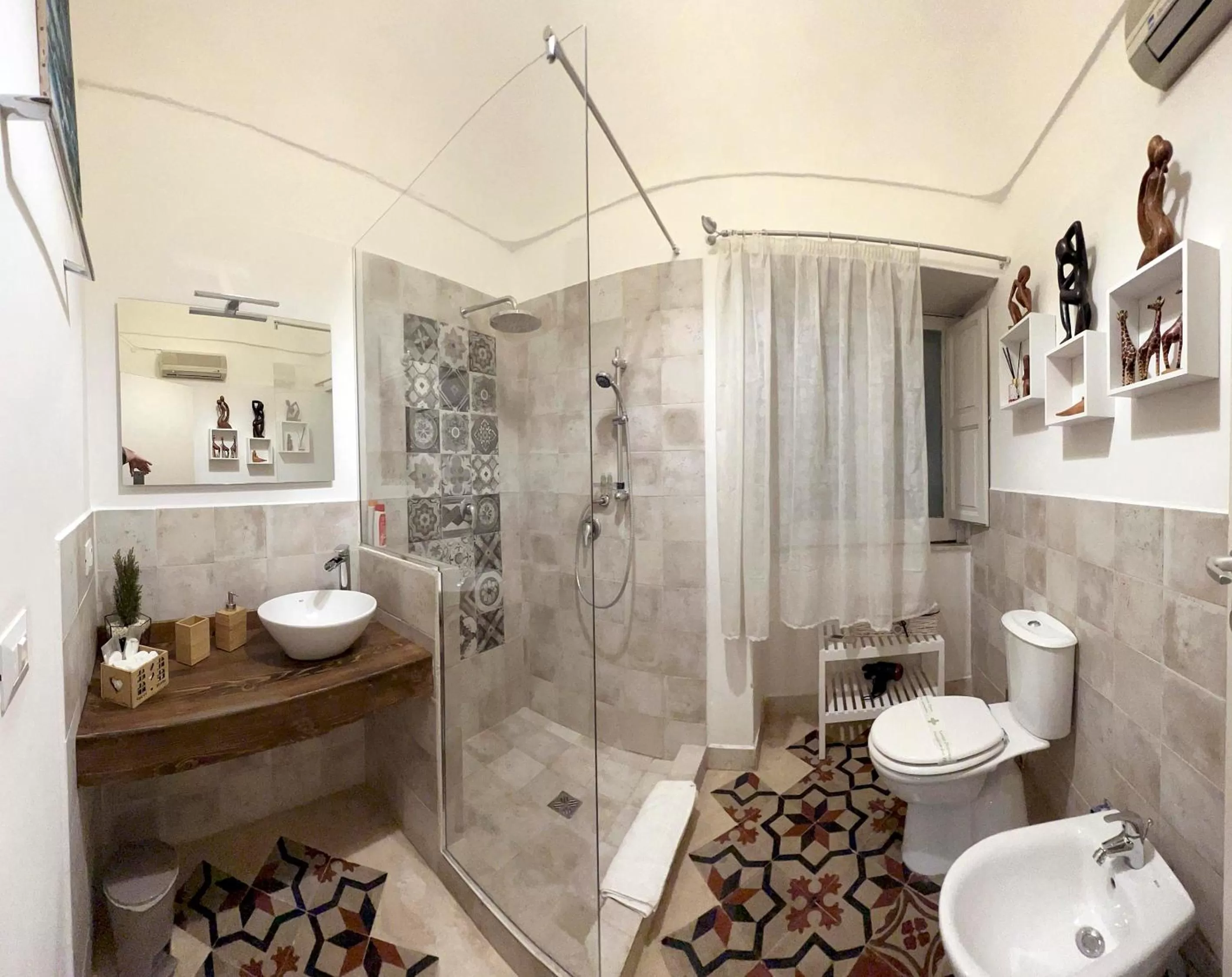 Bathroom in Jasper B&B