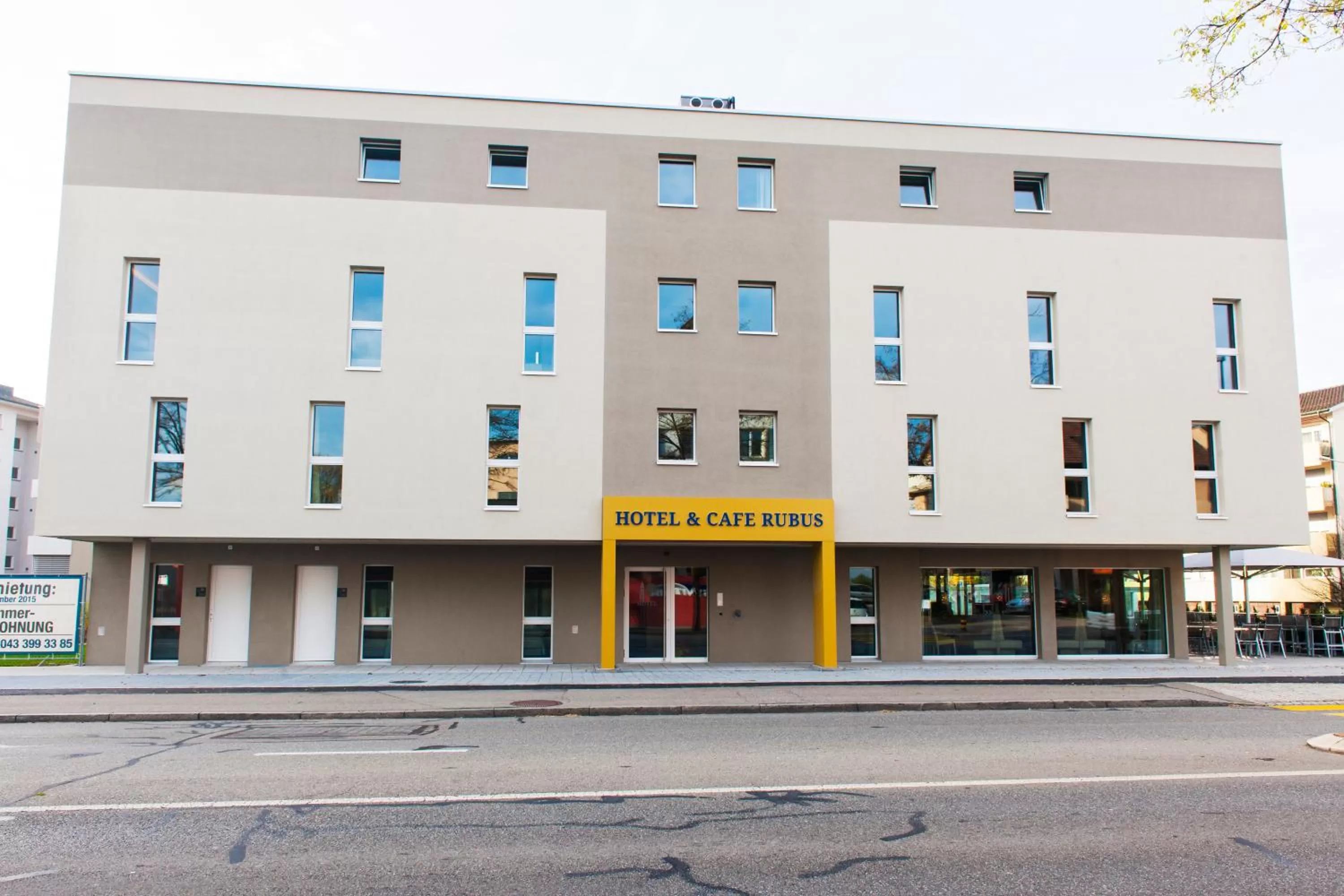 Facade/entrance in Hotel Rubus