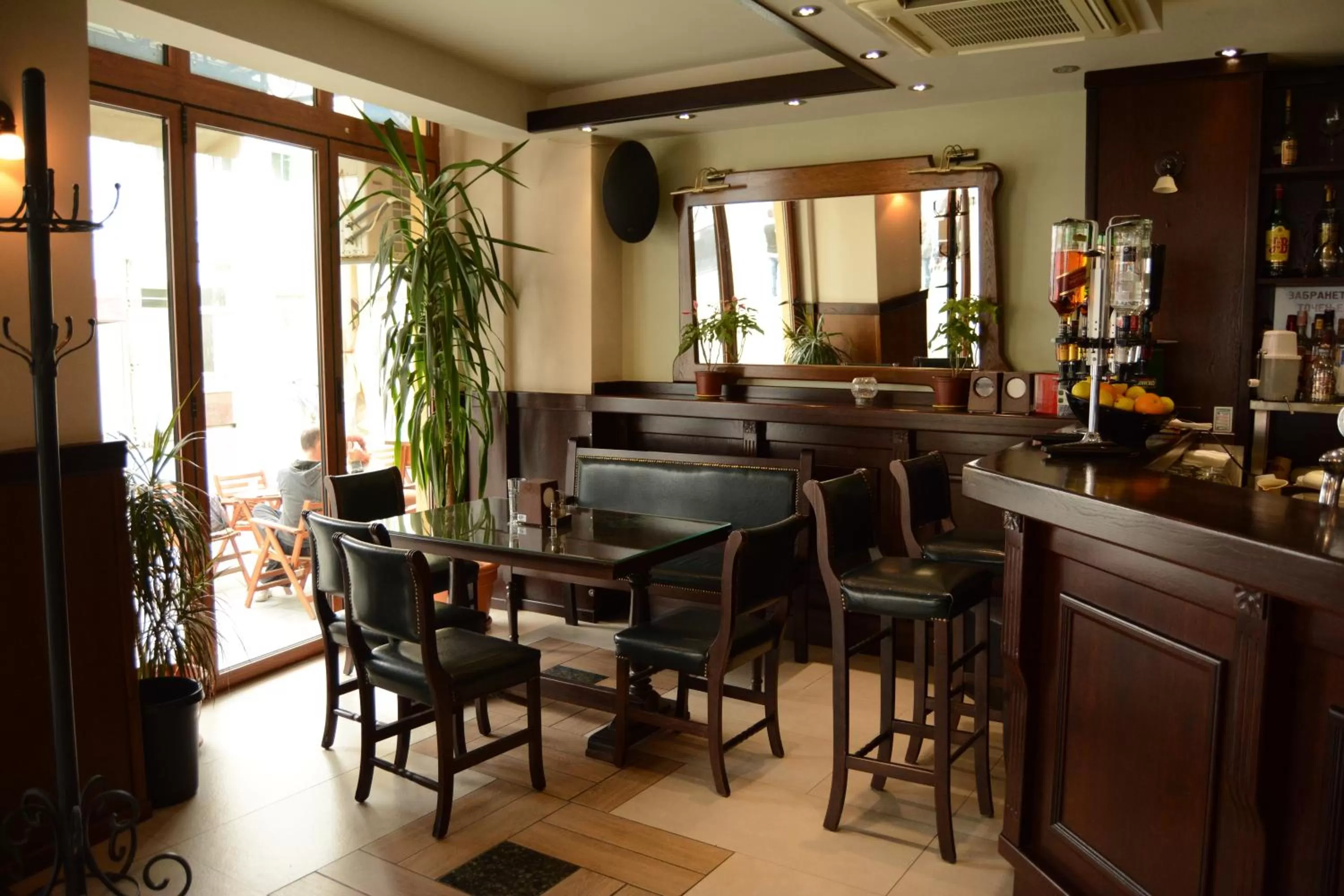 Day, Restaurant/Places to Eat in Hotel Treff