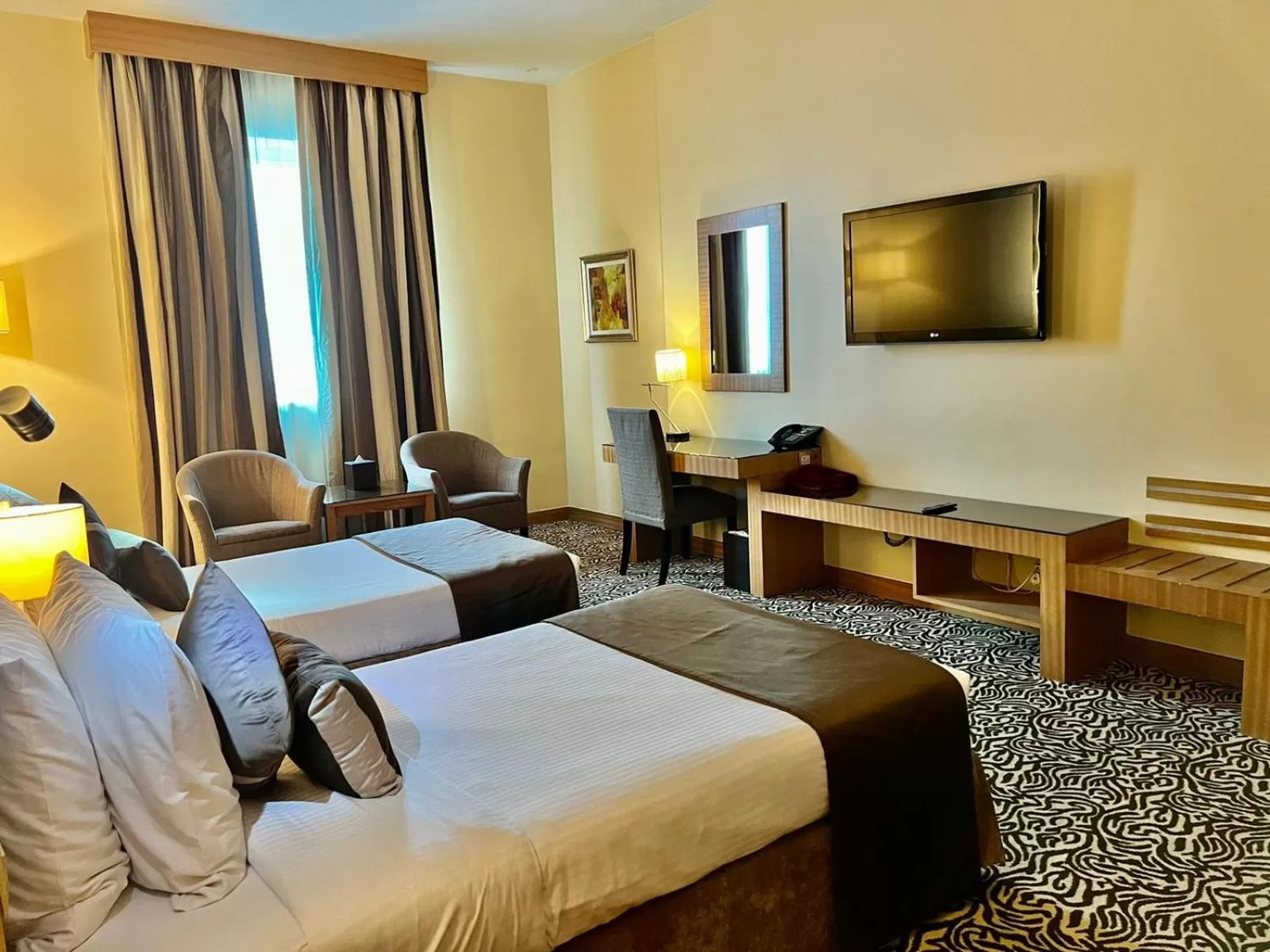 Bedroom, Bed in Copthorne Hotel Sharjah