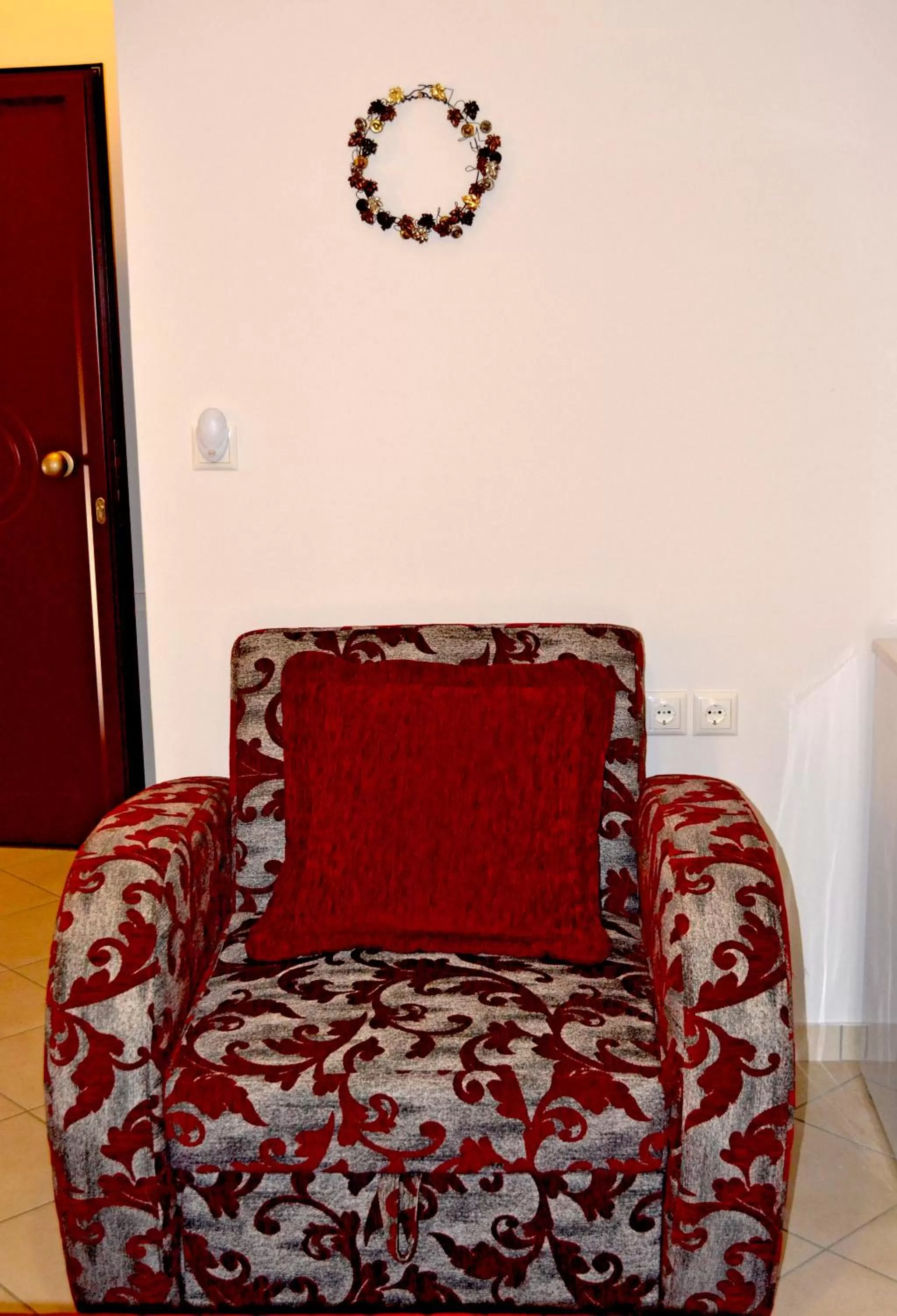 Area and facilities in Anesis