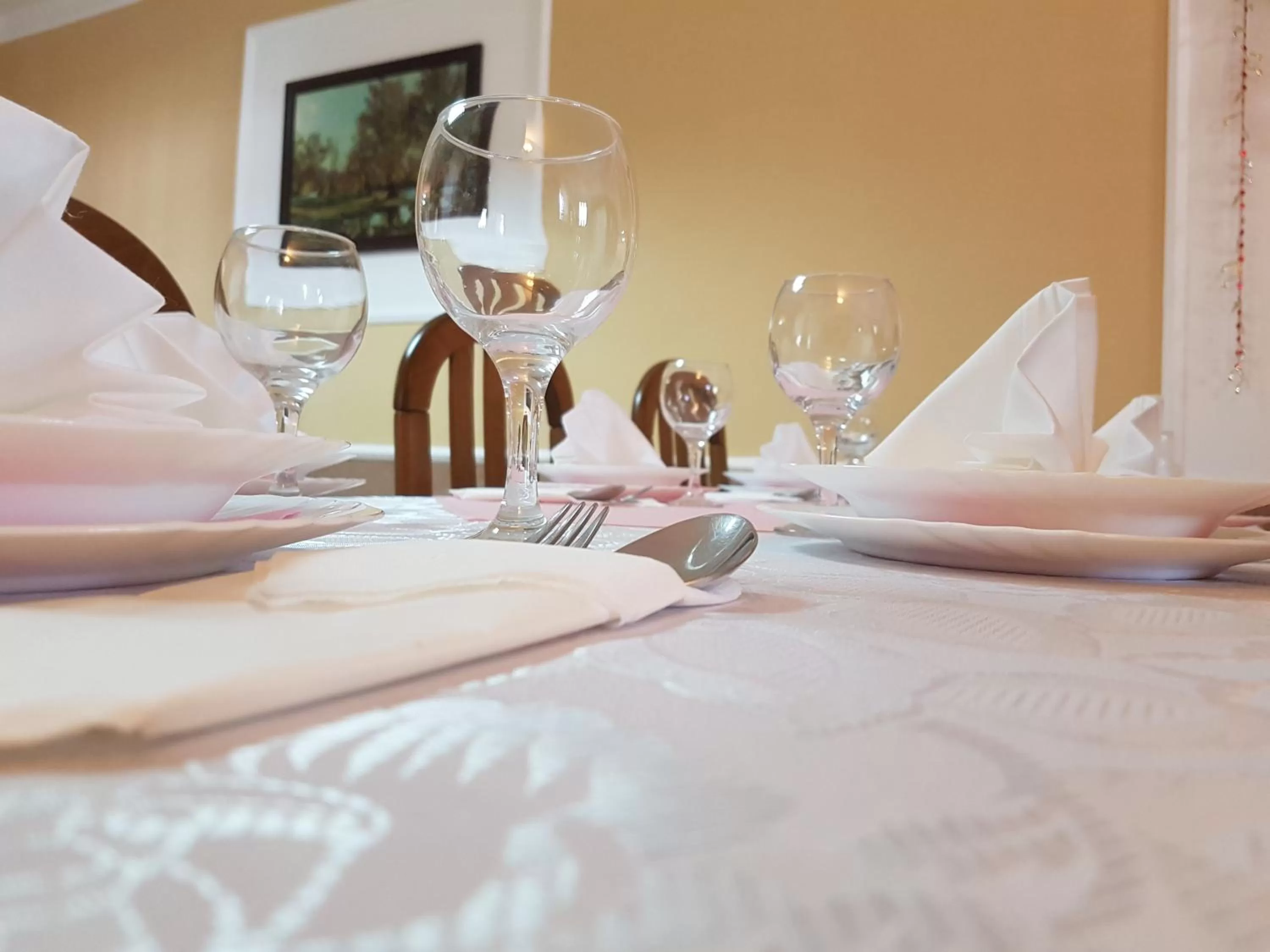 Restaurant/Places to Eat in Villa Olga