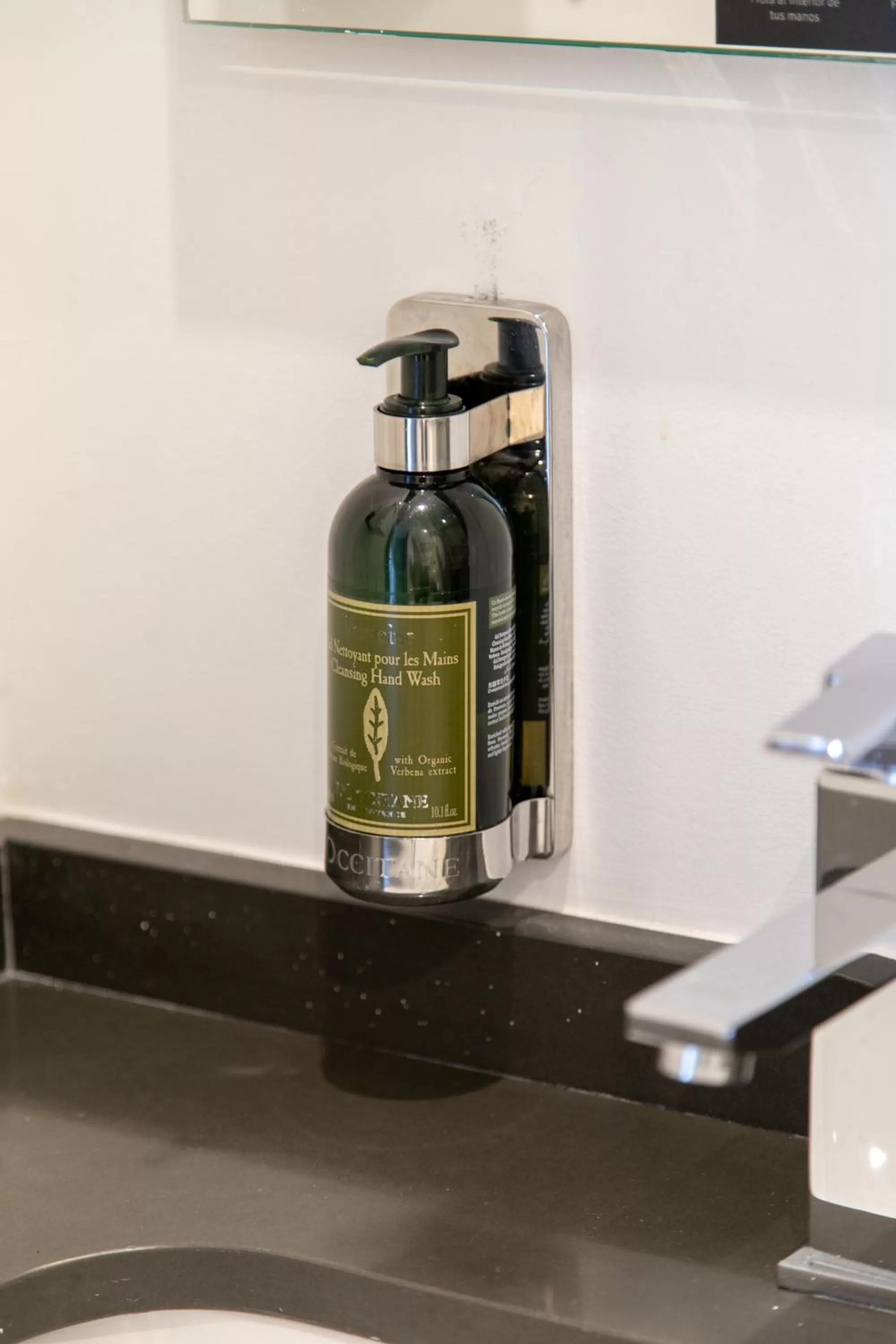 Bathroom in Loma Verde Aparthotel