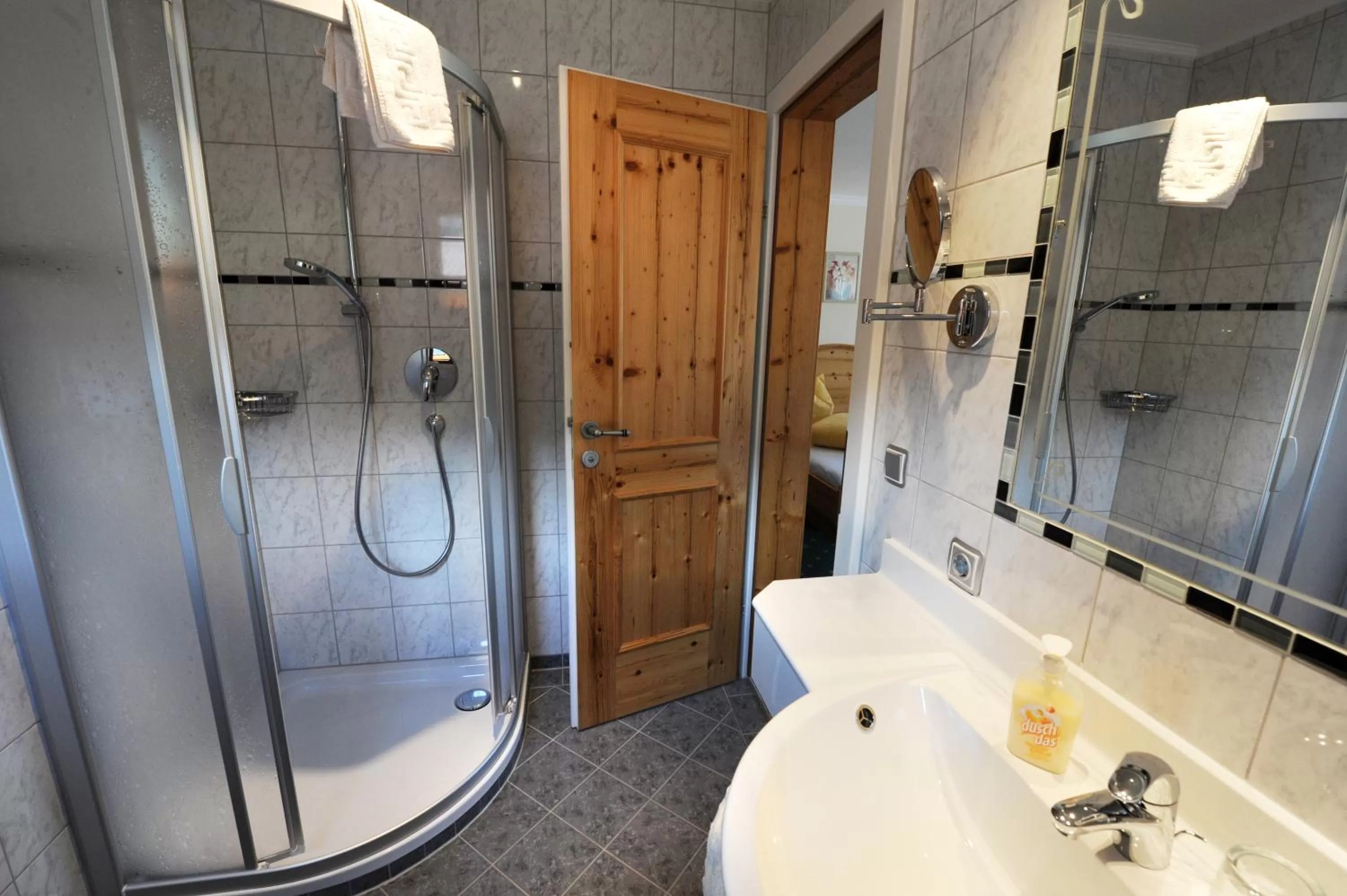 Bathroom in Hotel Garni Landhaus Platzer