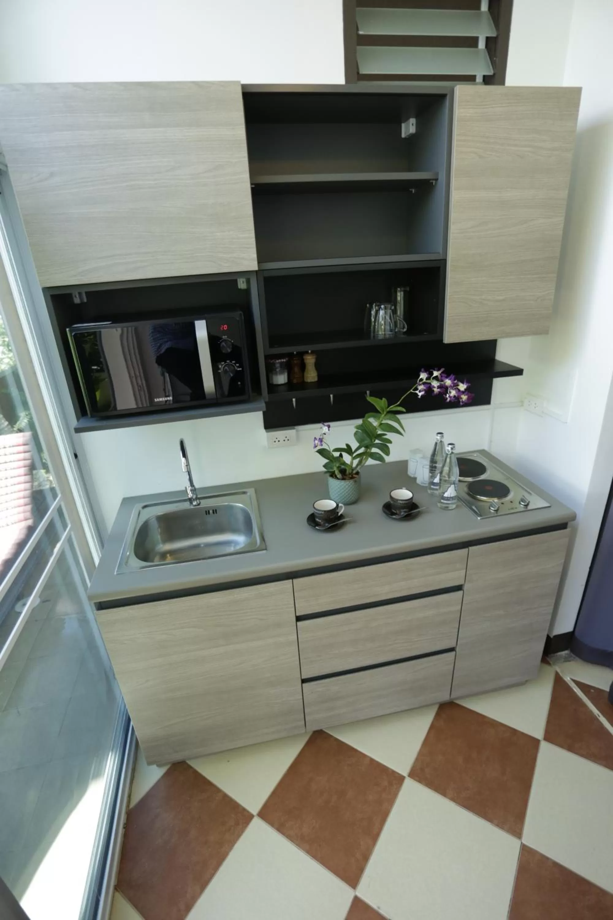 kitchen in Liam's Guesthouse Adults Only