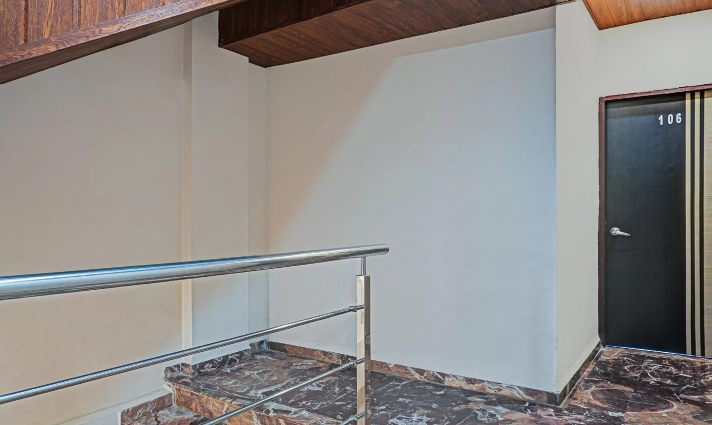 Itsy By Treebo - Punest