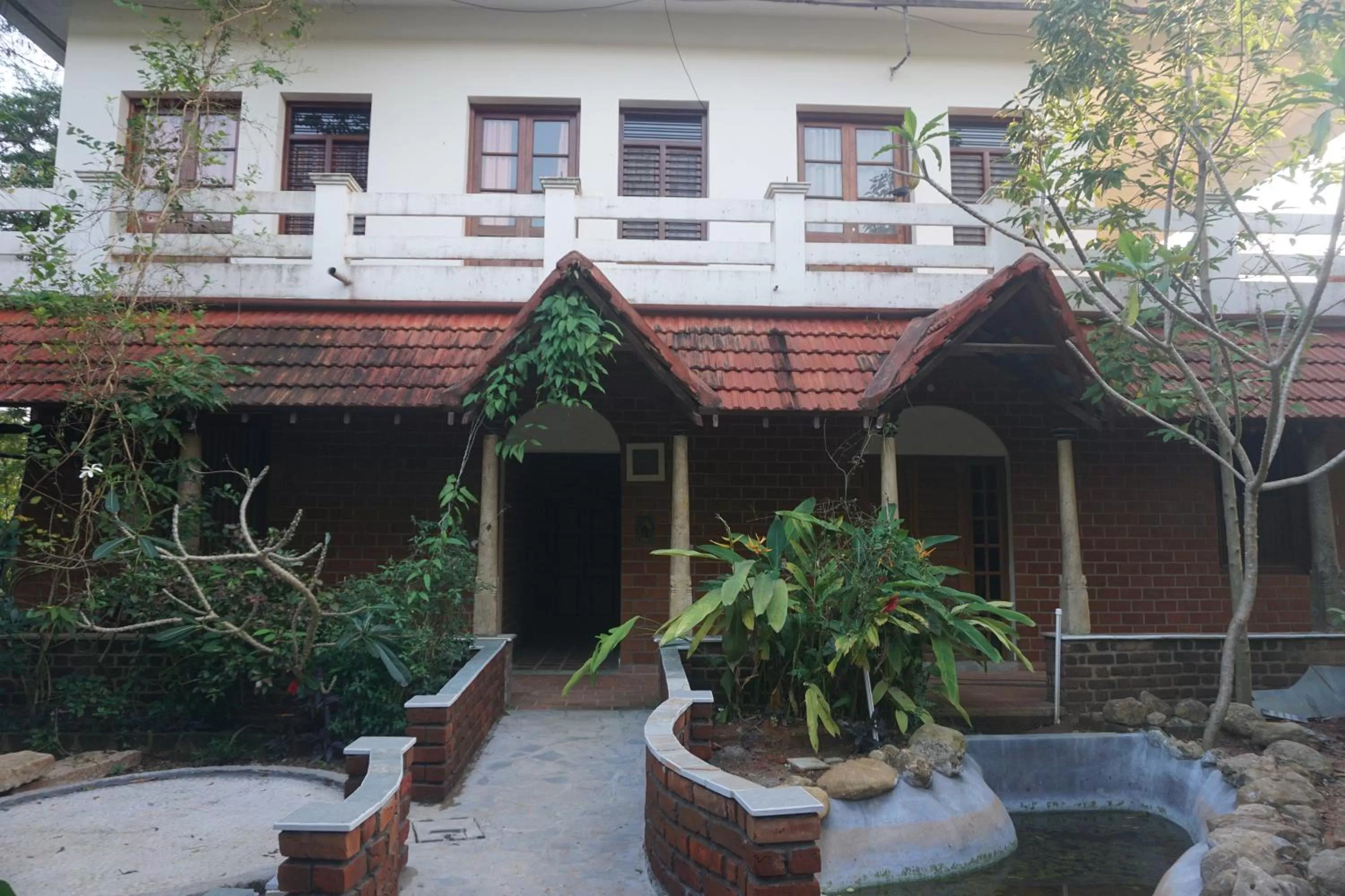 Property Building in Green's Guest House