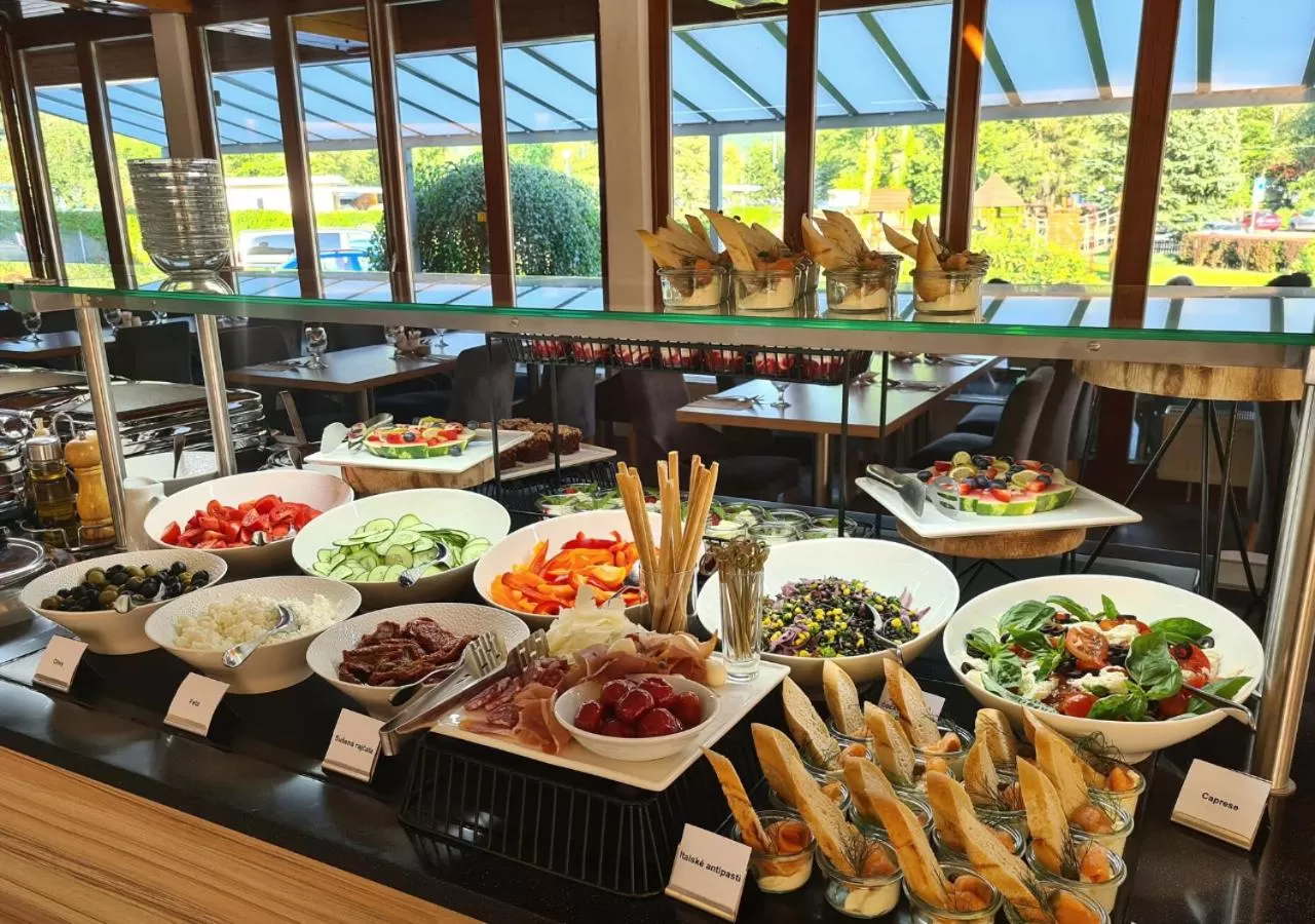 Dinner in Hotel Horal