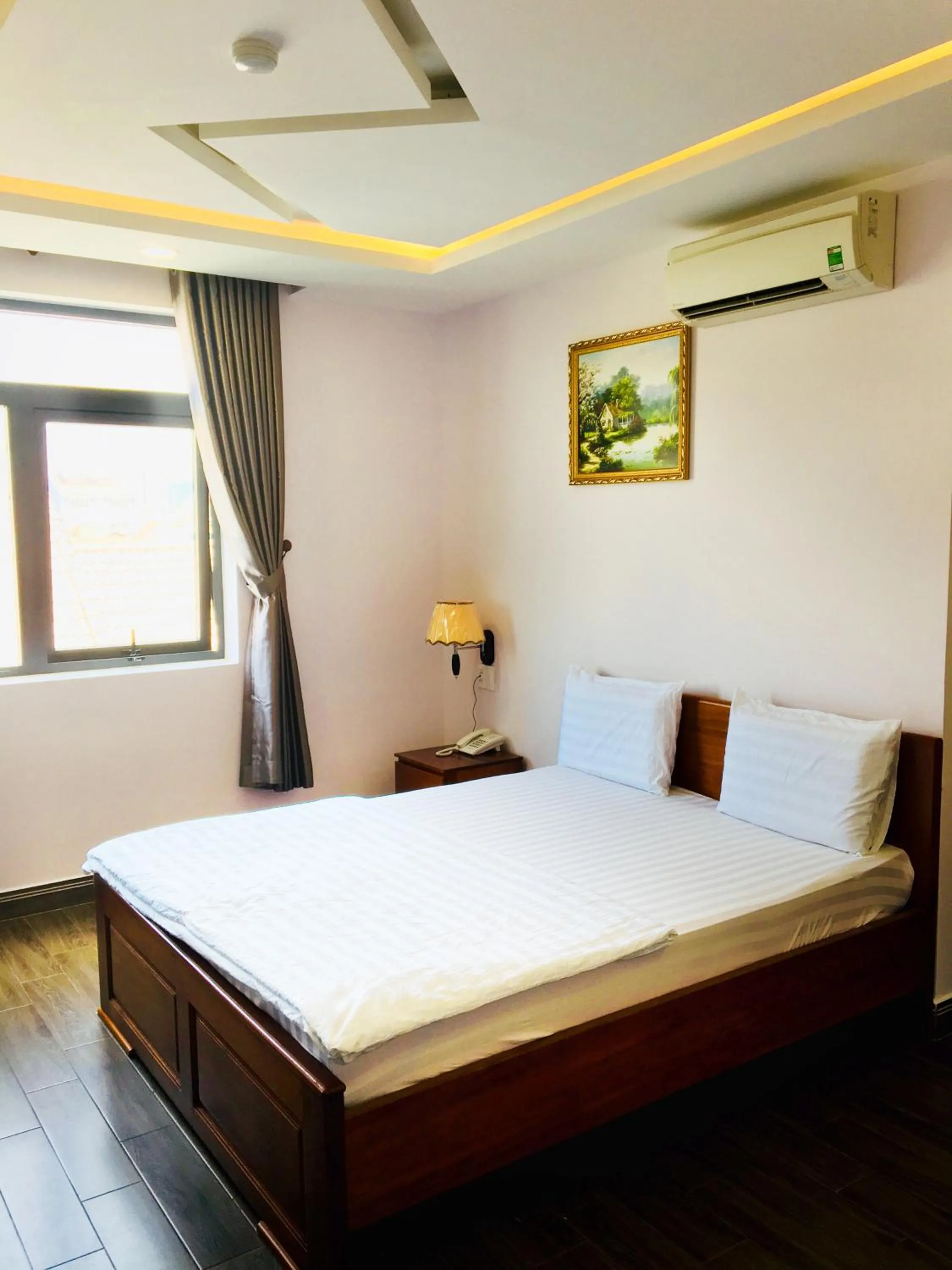 QUEEN VICTORIA Hotel