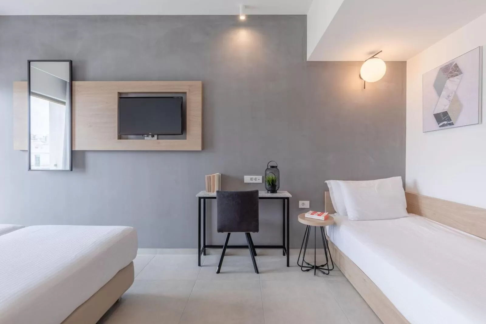 TV and multimedia, Bed in Hotel Avra by Smile hotels - Free Airport Shuttle