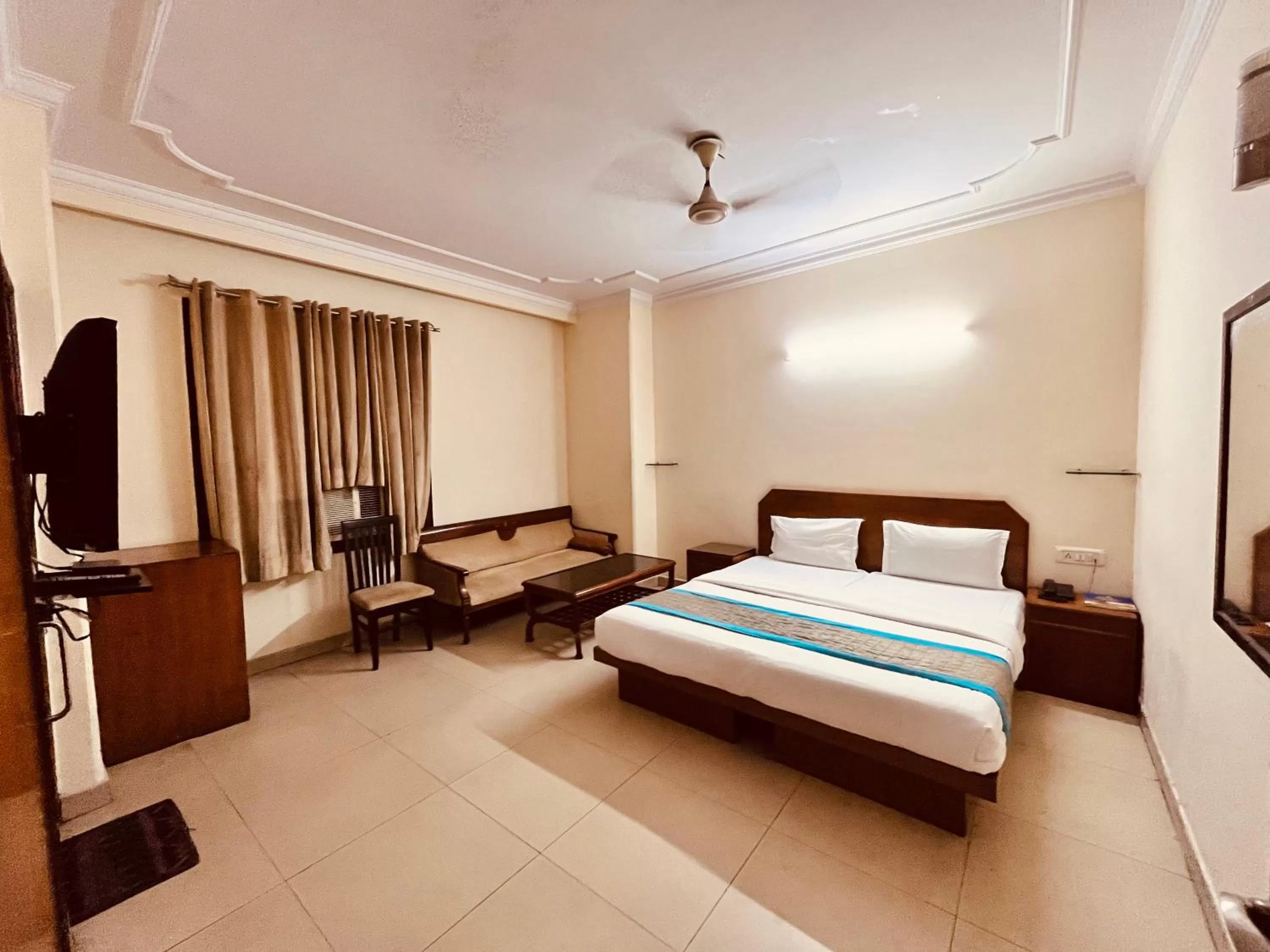 Bed in Ashoka Hotel Karol Bagh Delhi