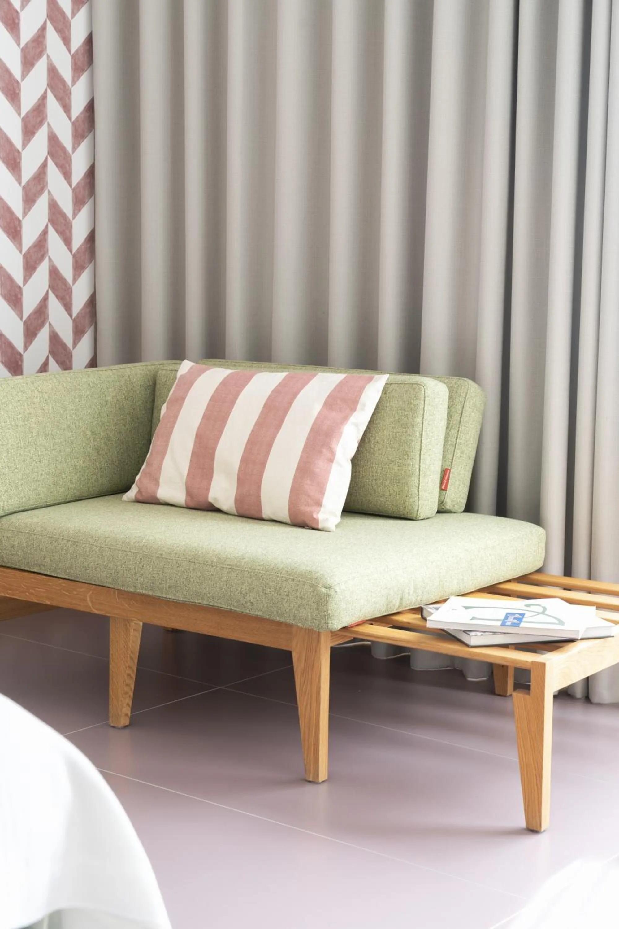 Decorative detail in Reginna Palace Hotel