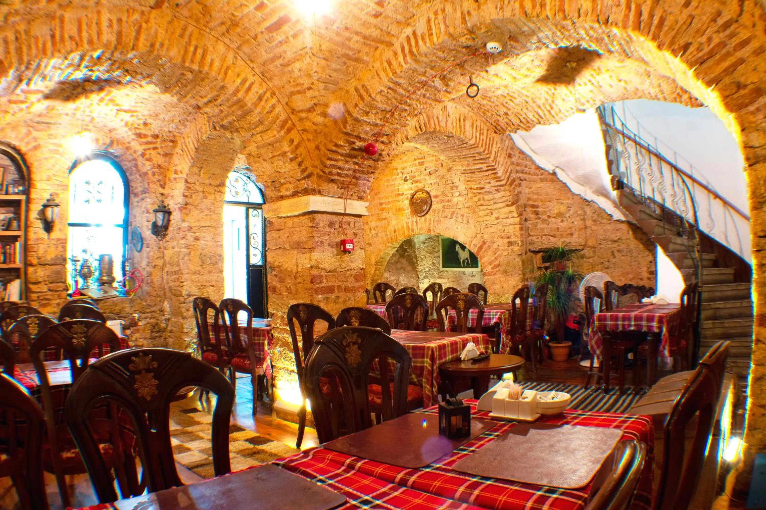 Restaurant/Places to Eat in Gedikpasa Family