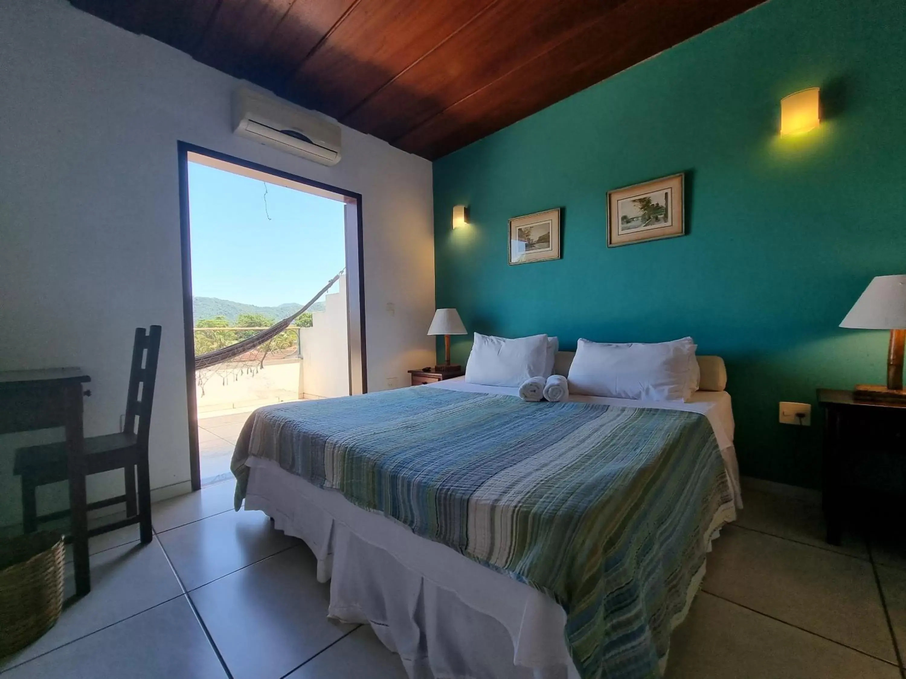 Comfort Double Room with Sea View in Pousada Solar D Alcina Comfort Double Room with Sea View in Pousada Solar D Alcina