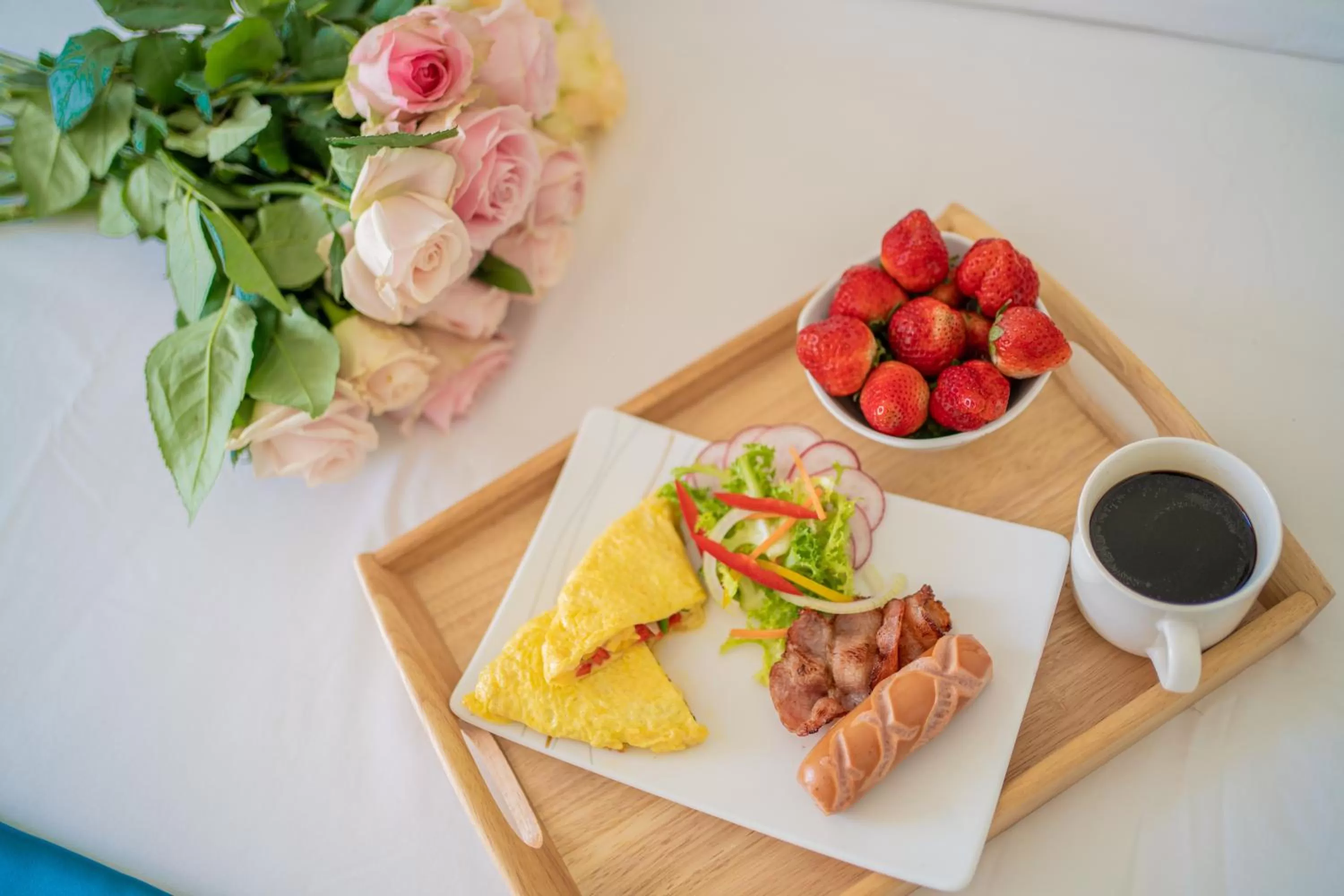 Food in Annata Beach Hotel