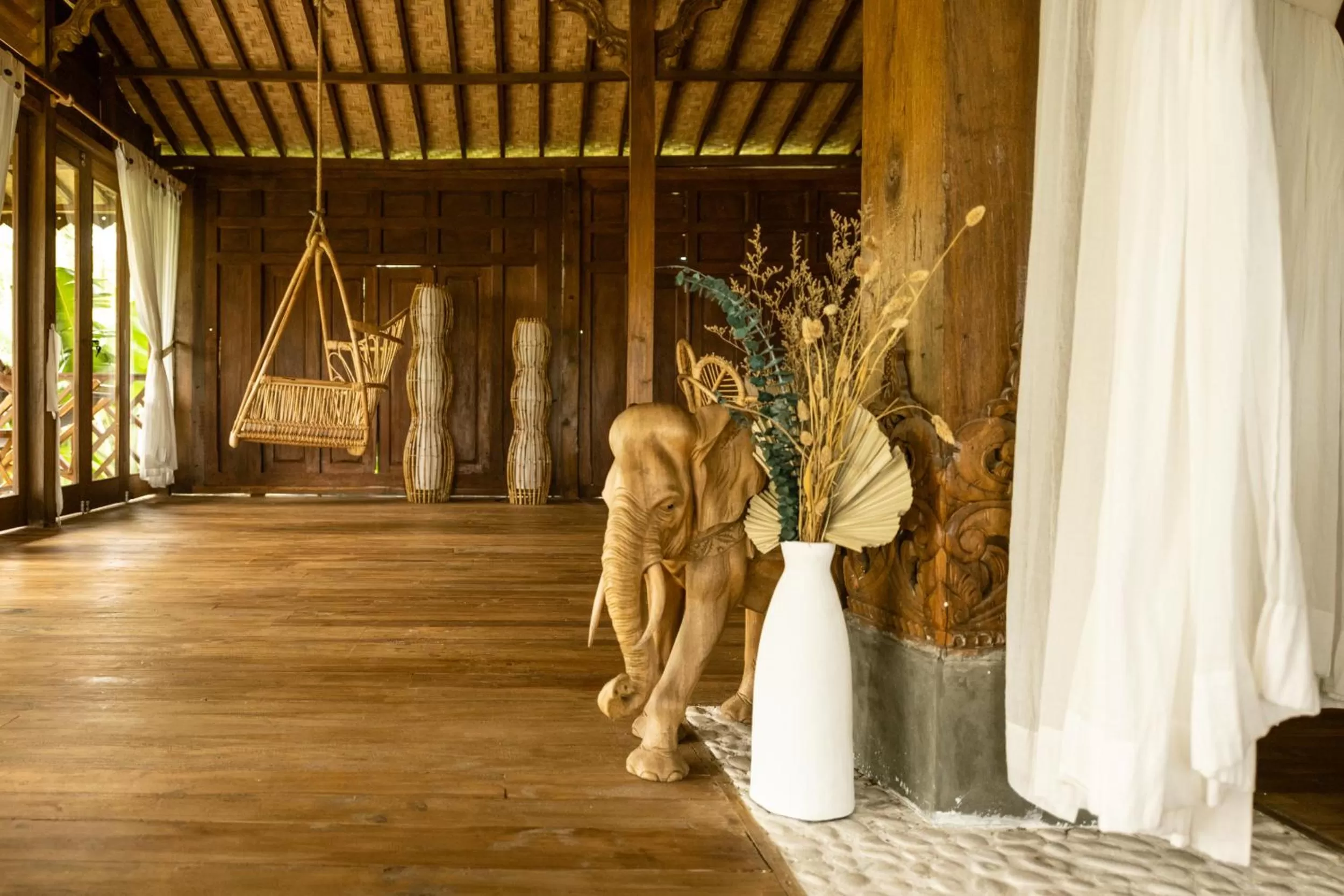 Decorative detail in Tanah Damai Hotel