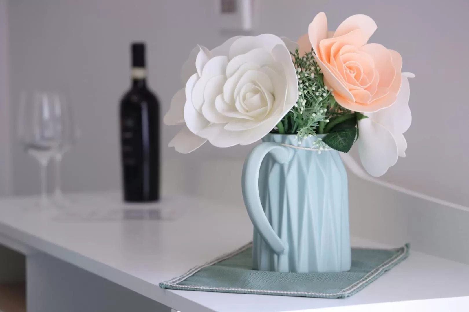 Decorative detail in V&V Suite & Breakfast