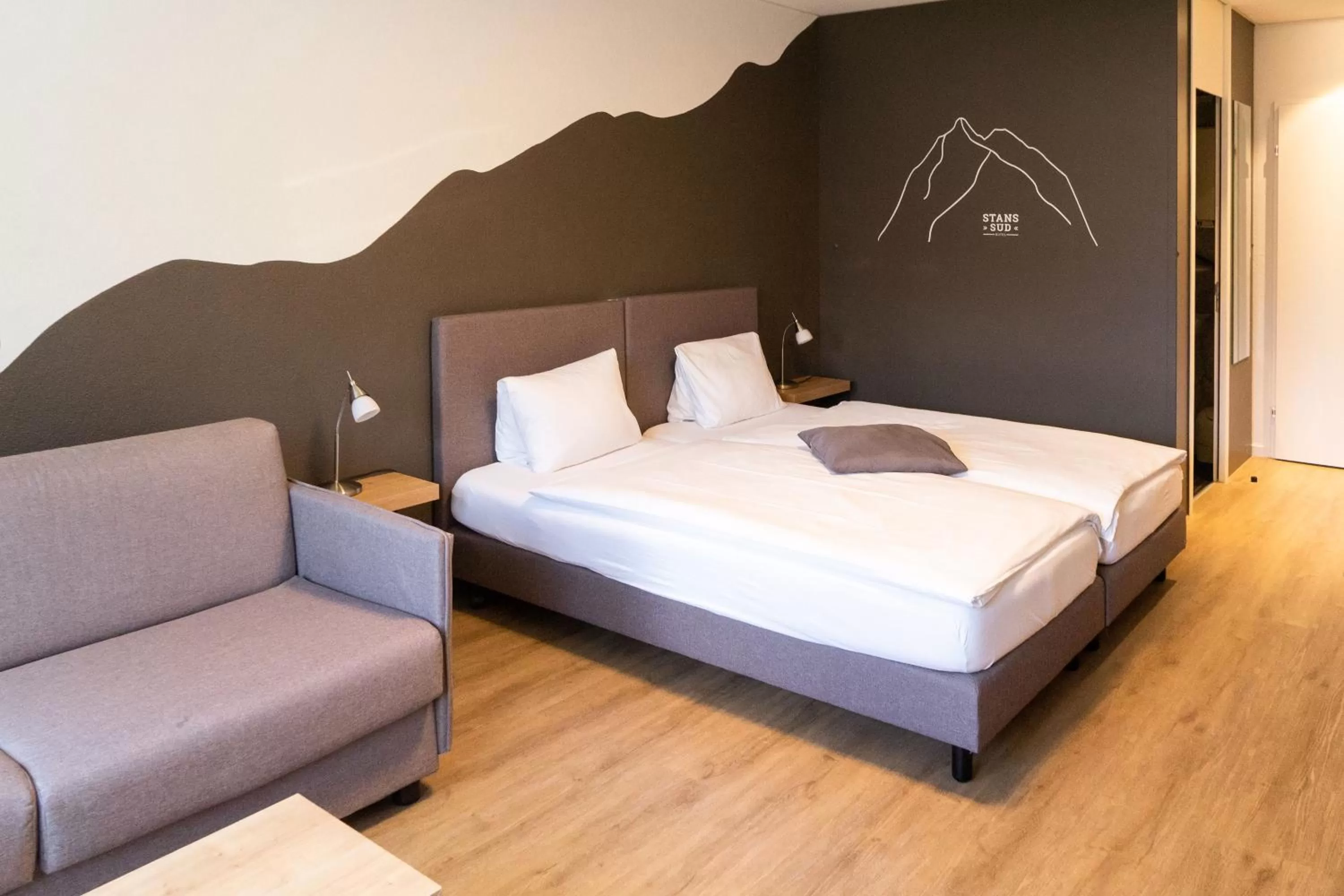 Bed in Tailormade Hotel STANS SÜD