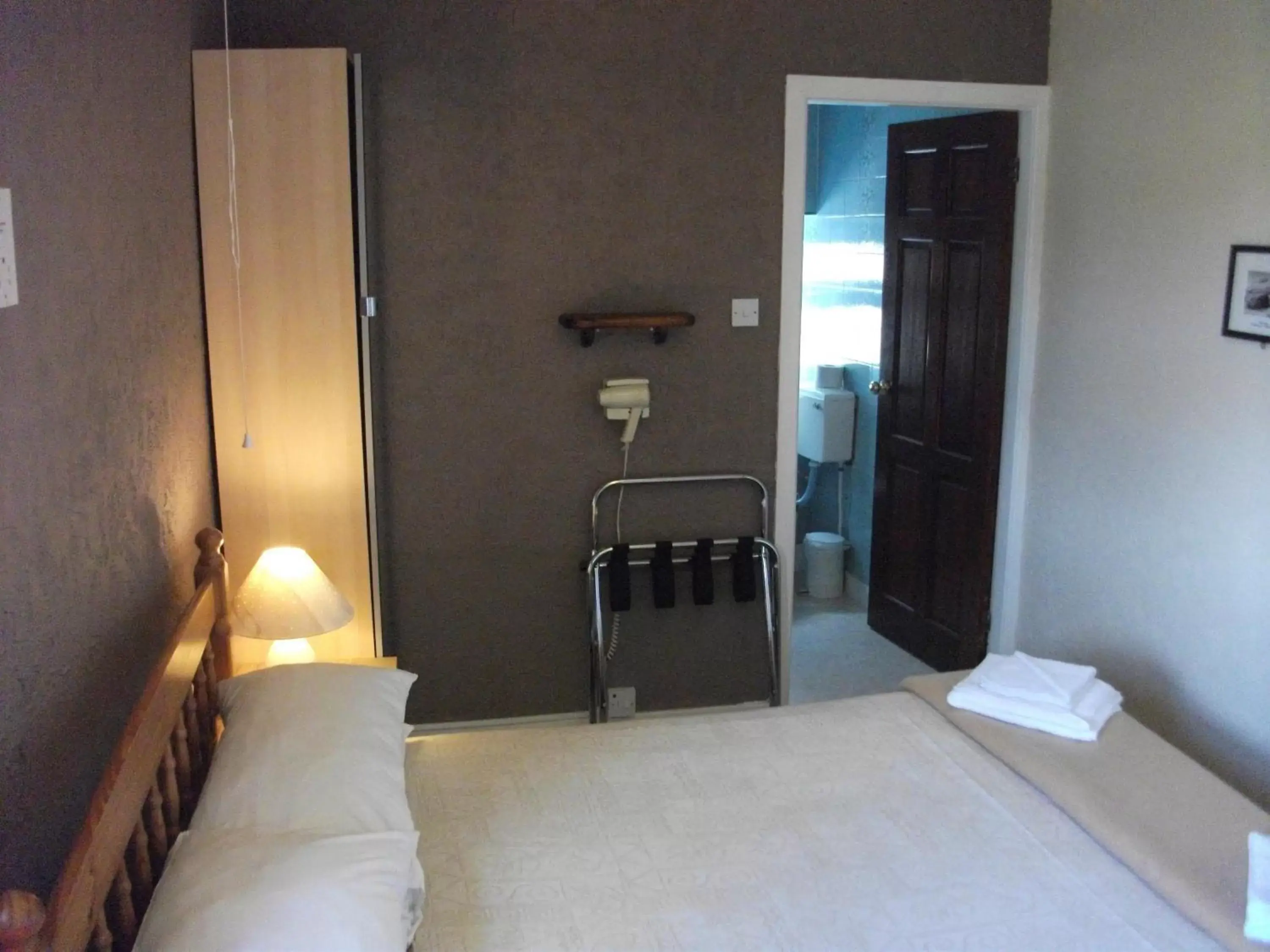 Classic Double Room in The Lantern Pike Inn Classic Double Room in The Lantern Pike Inn