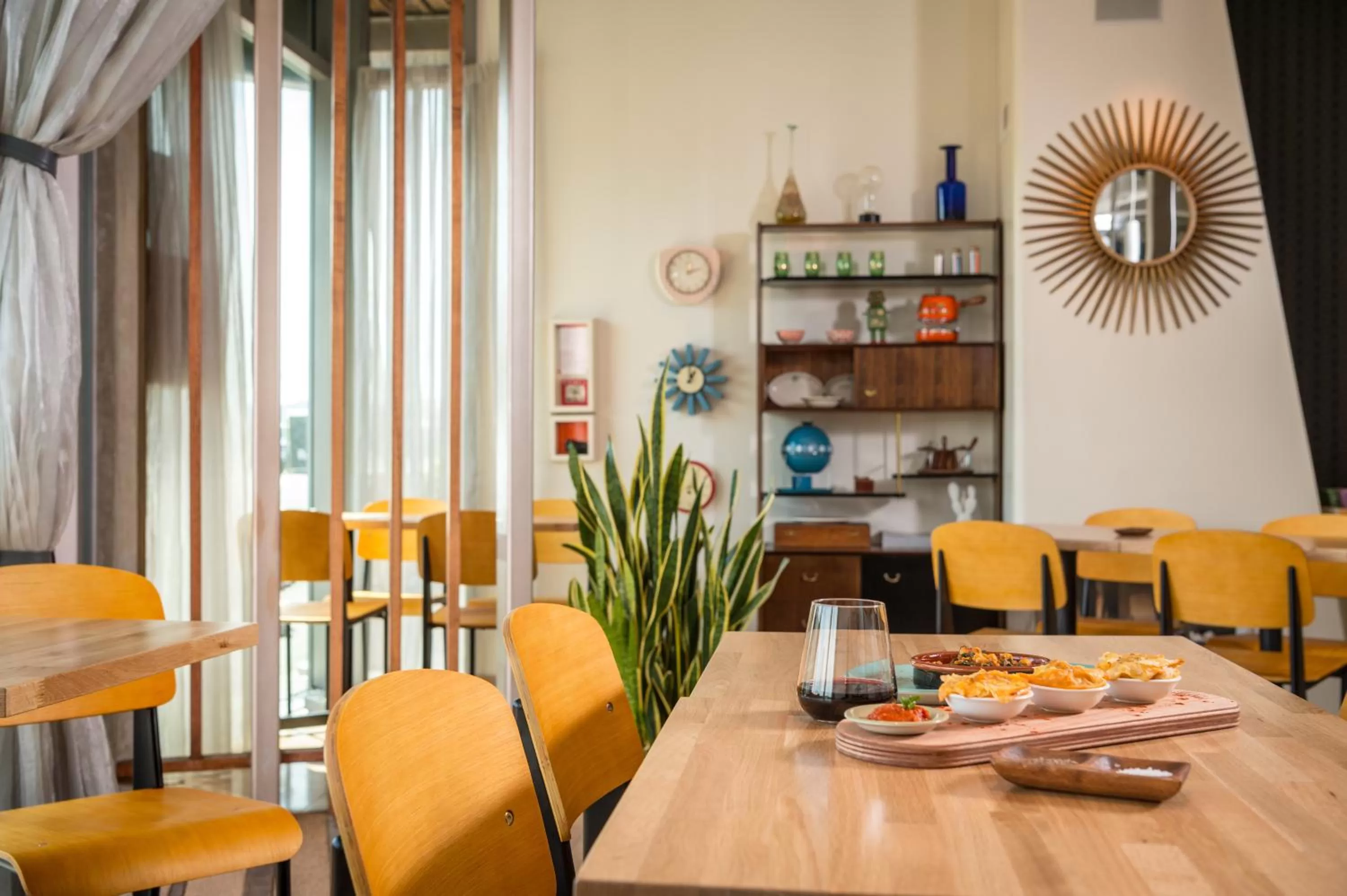 Dining area in Ohtel Wellington
