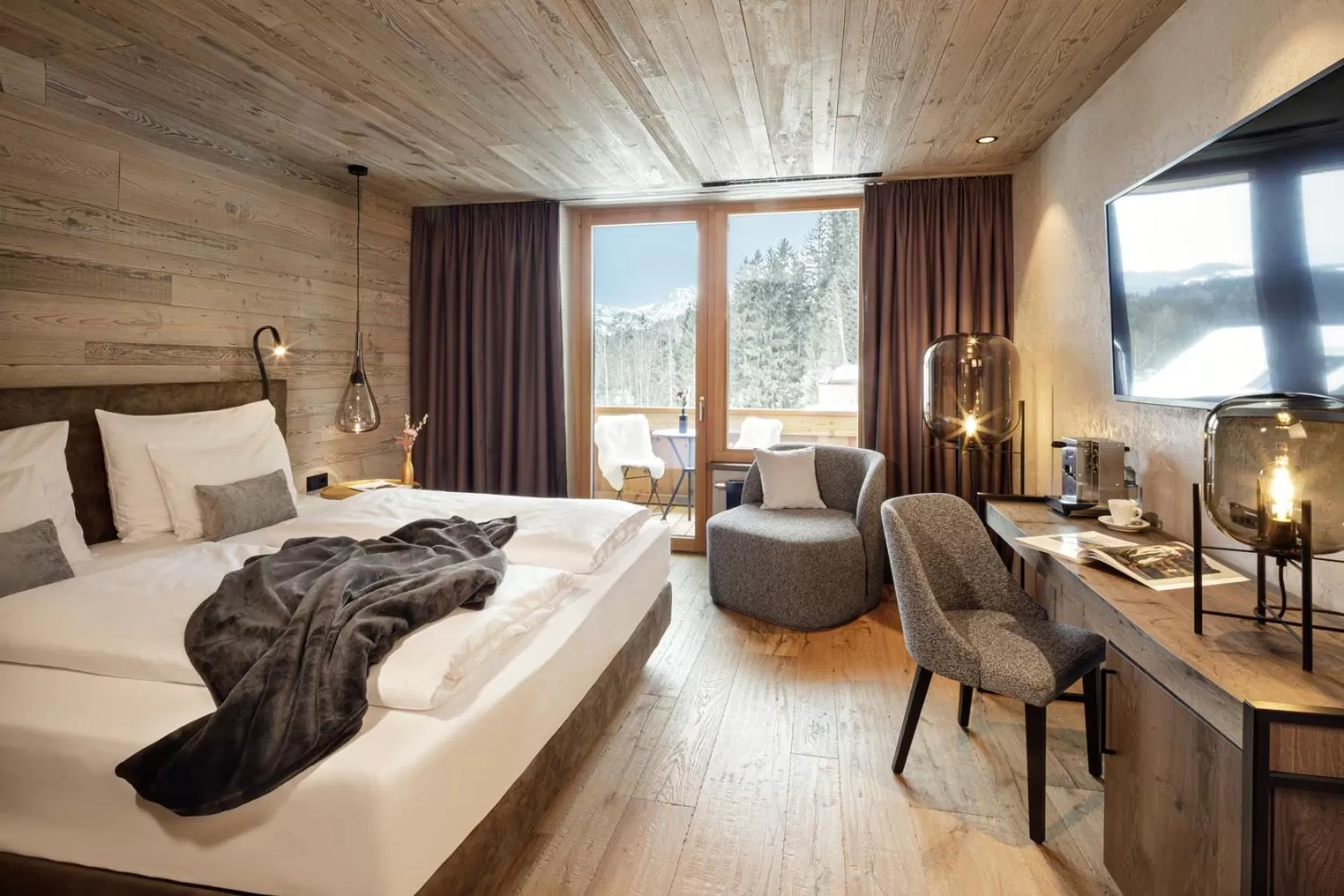 Double Room with Balcony in Alpenhotel Kitzbühel am Schwarzsee - 4 Sterne Superior