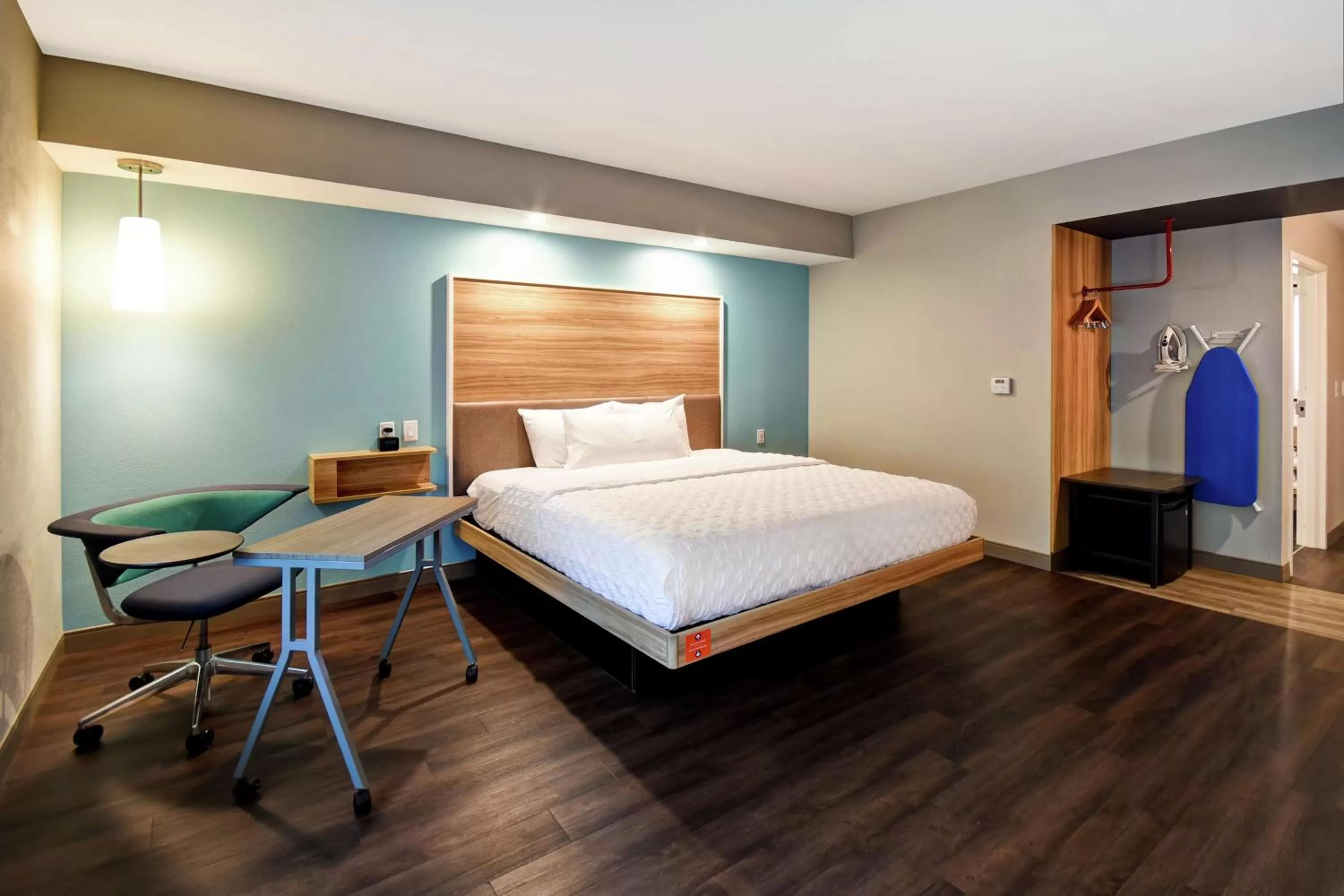 Bed in Tru By Hilton Pigeon Forge