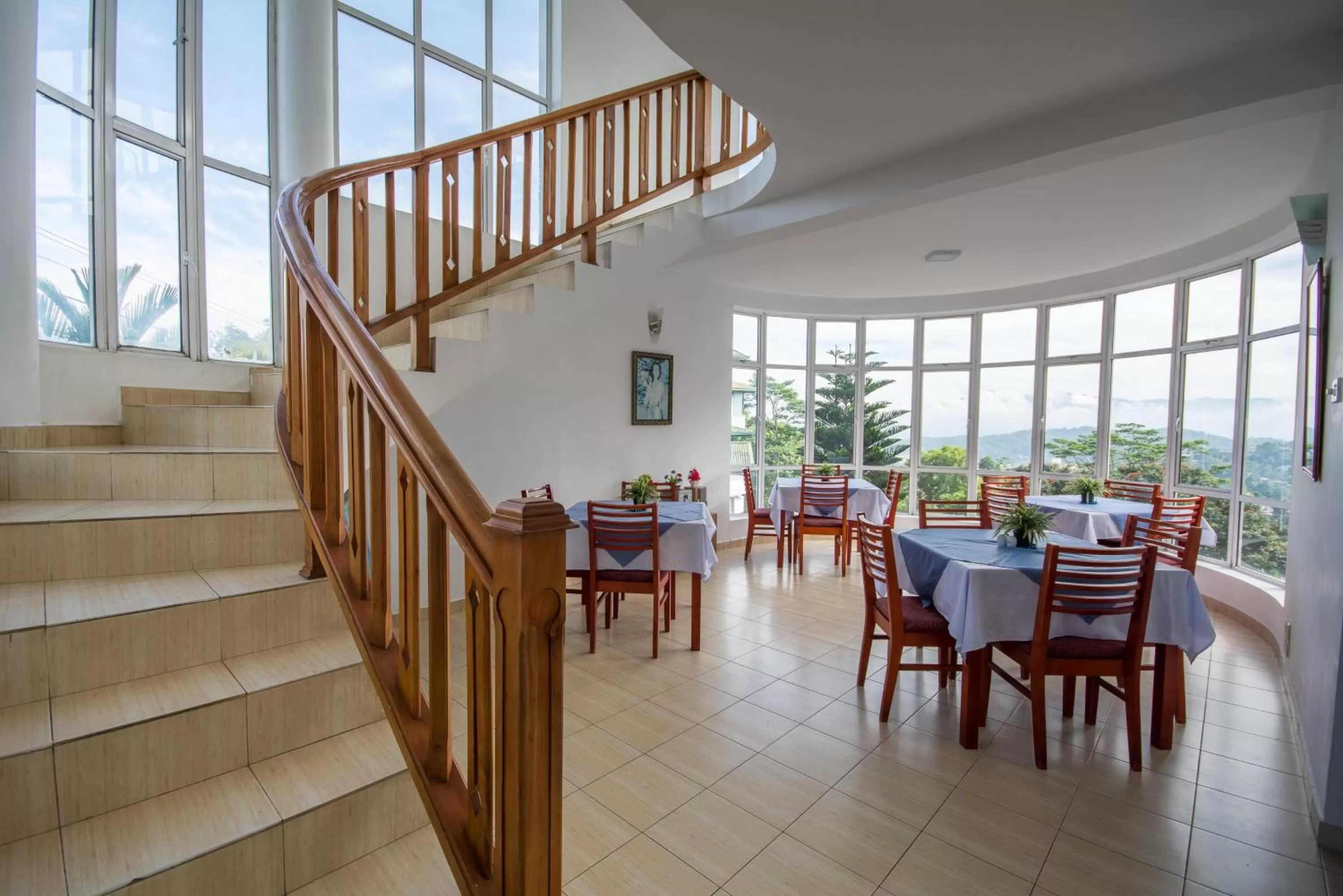 Restaurant/Places to Eat in Kandyan View Holiday Bungalow ''Free Pickup From Kandy city''