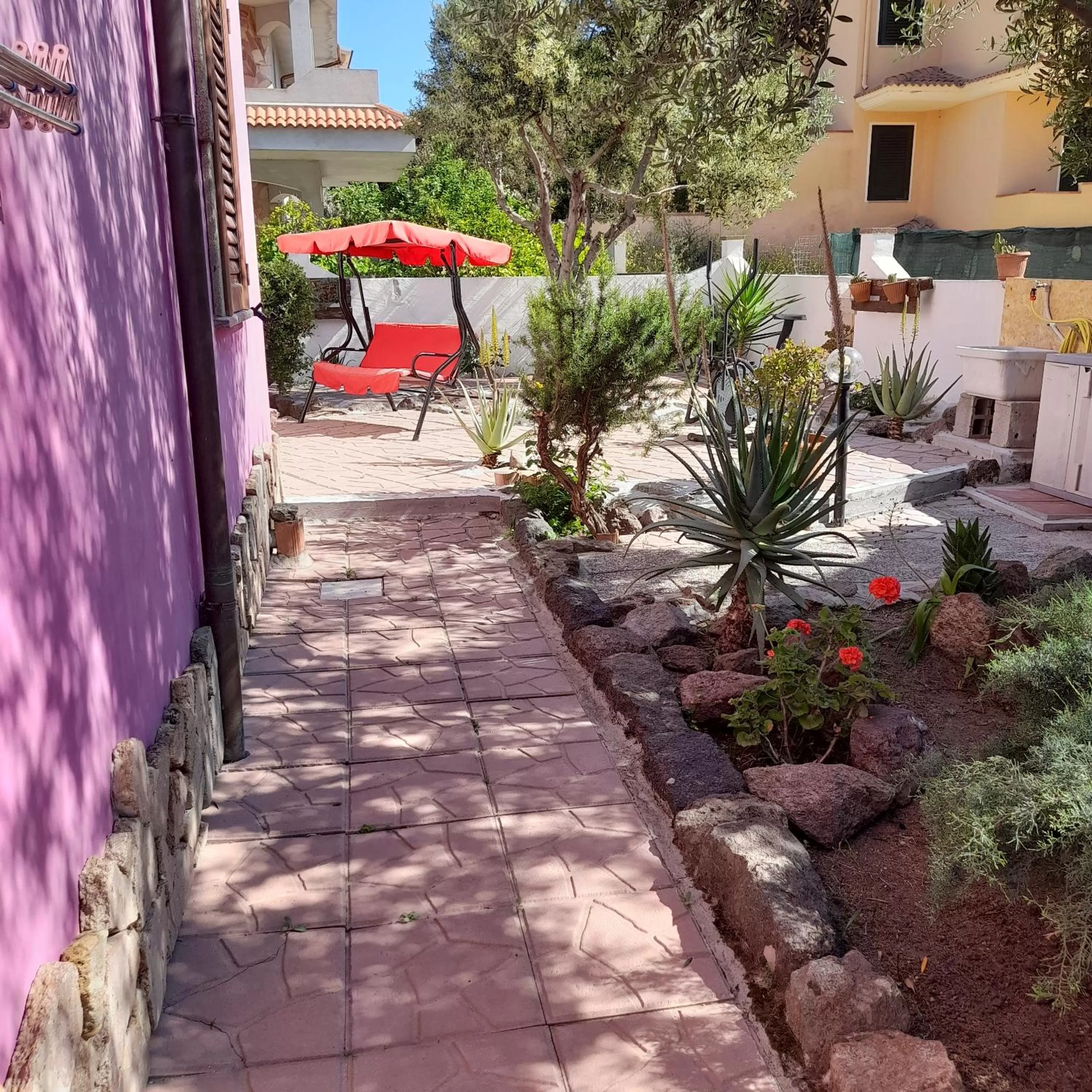 Garden view in La Fortezza casa vacanze & appartament