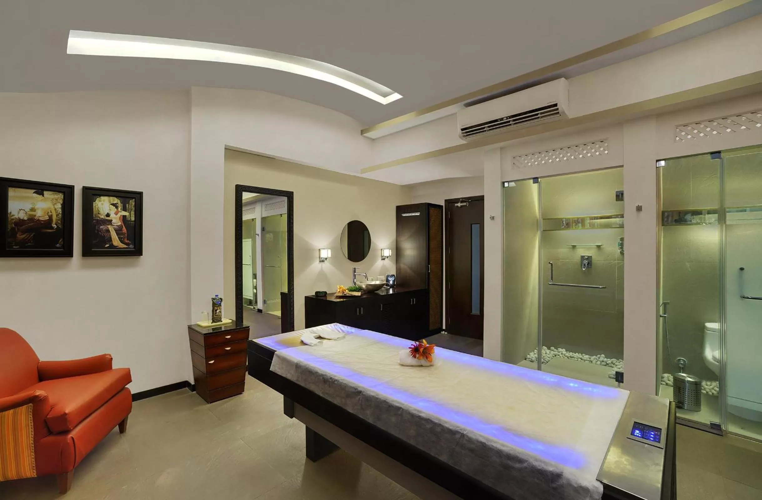 Spa and wellness centre/facilities in Mayfair Spa Resort & Casino