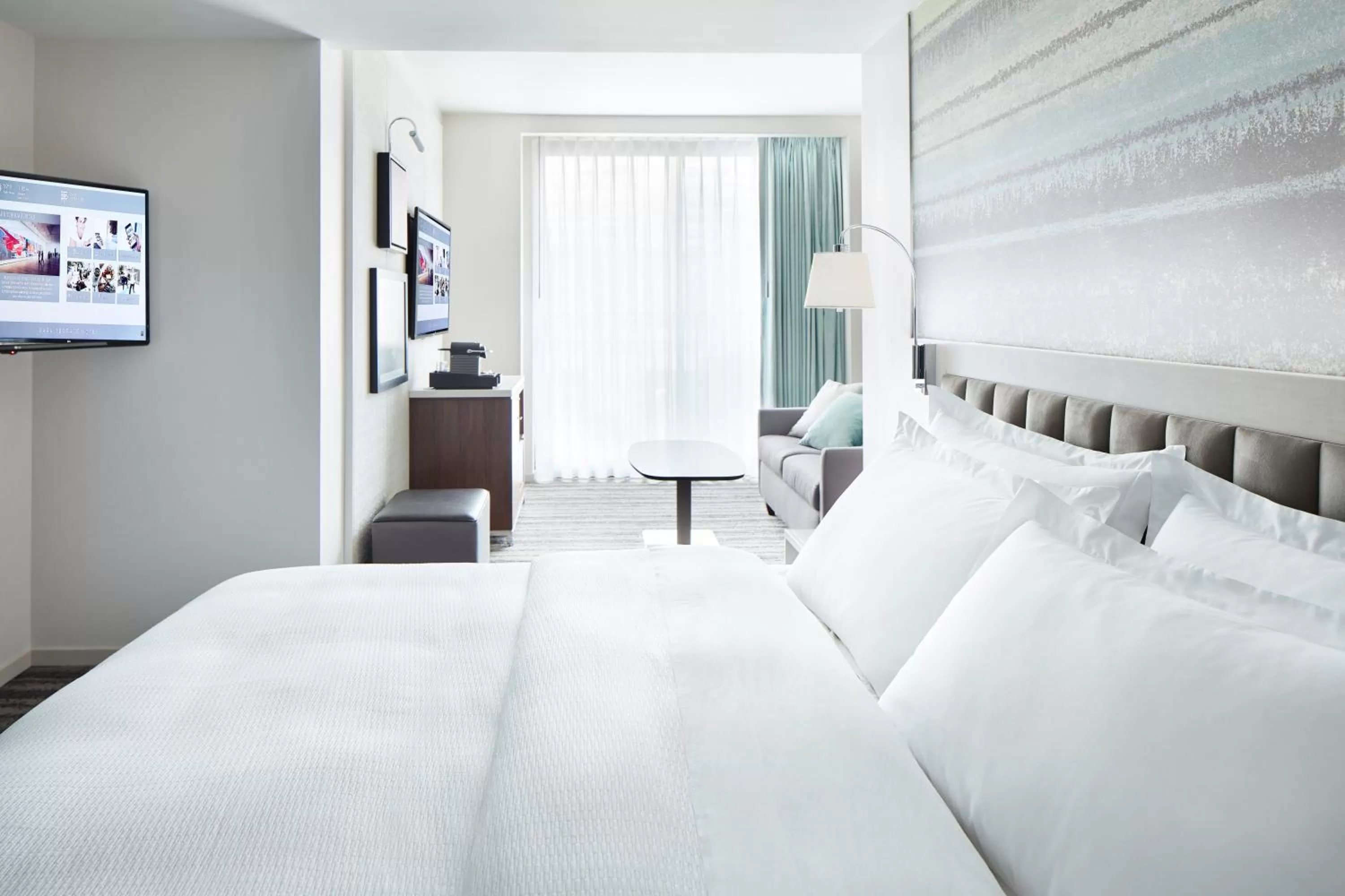 Photo of the whole room, Bed in Park Terrace Hotel