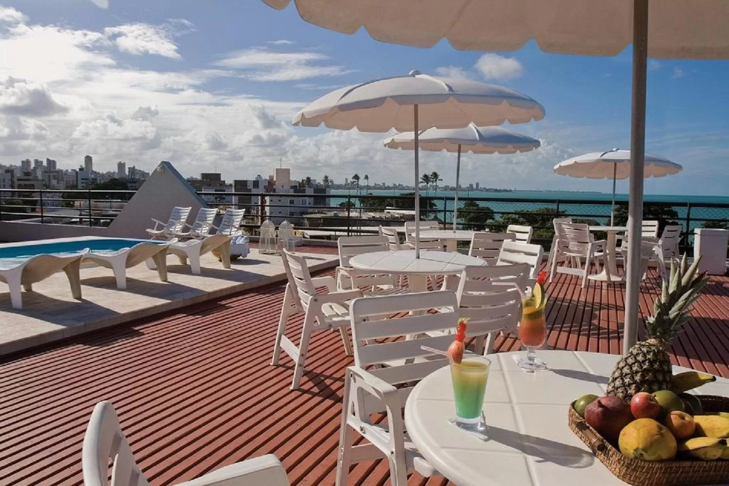 Restaurant/Places to Eat in Sonia Flat Tambaú - Apartamento vista mar no Mano's Royal Hotel