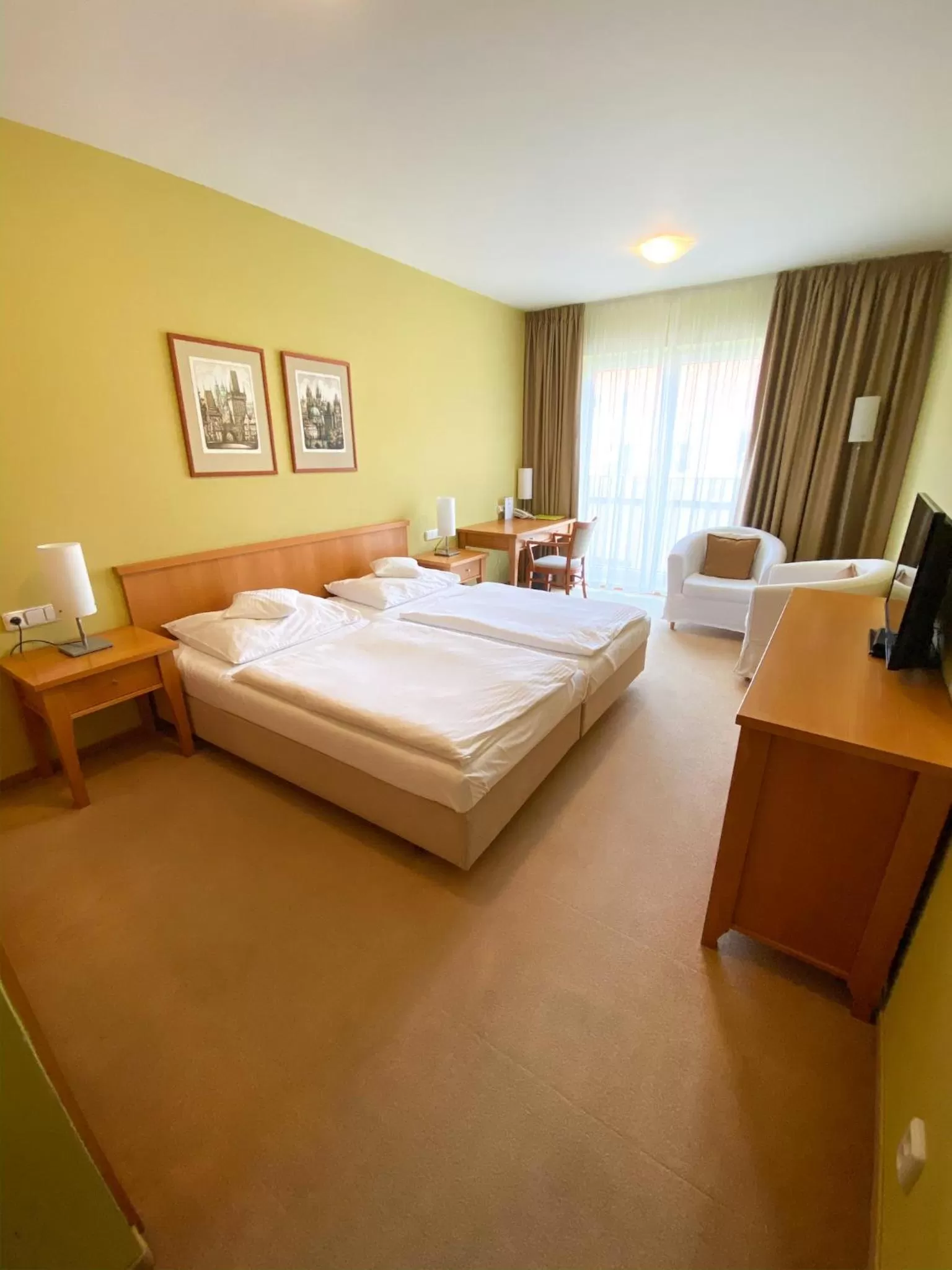 Photo of the whole room, Bed in Dolce Villa