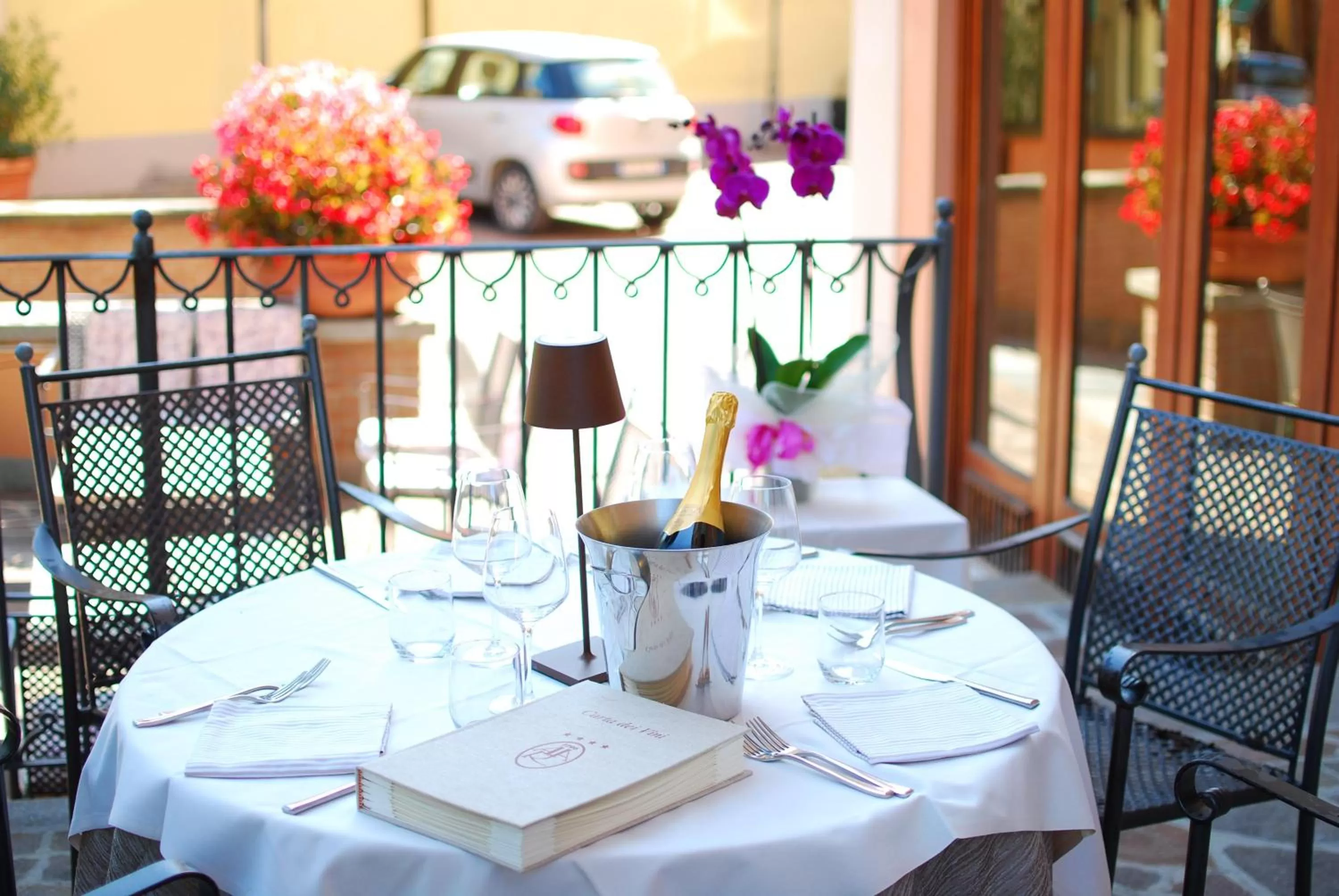 Garden in Alla Rocca Hotel Conference & Restaurant