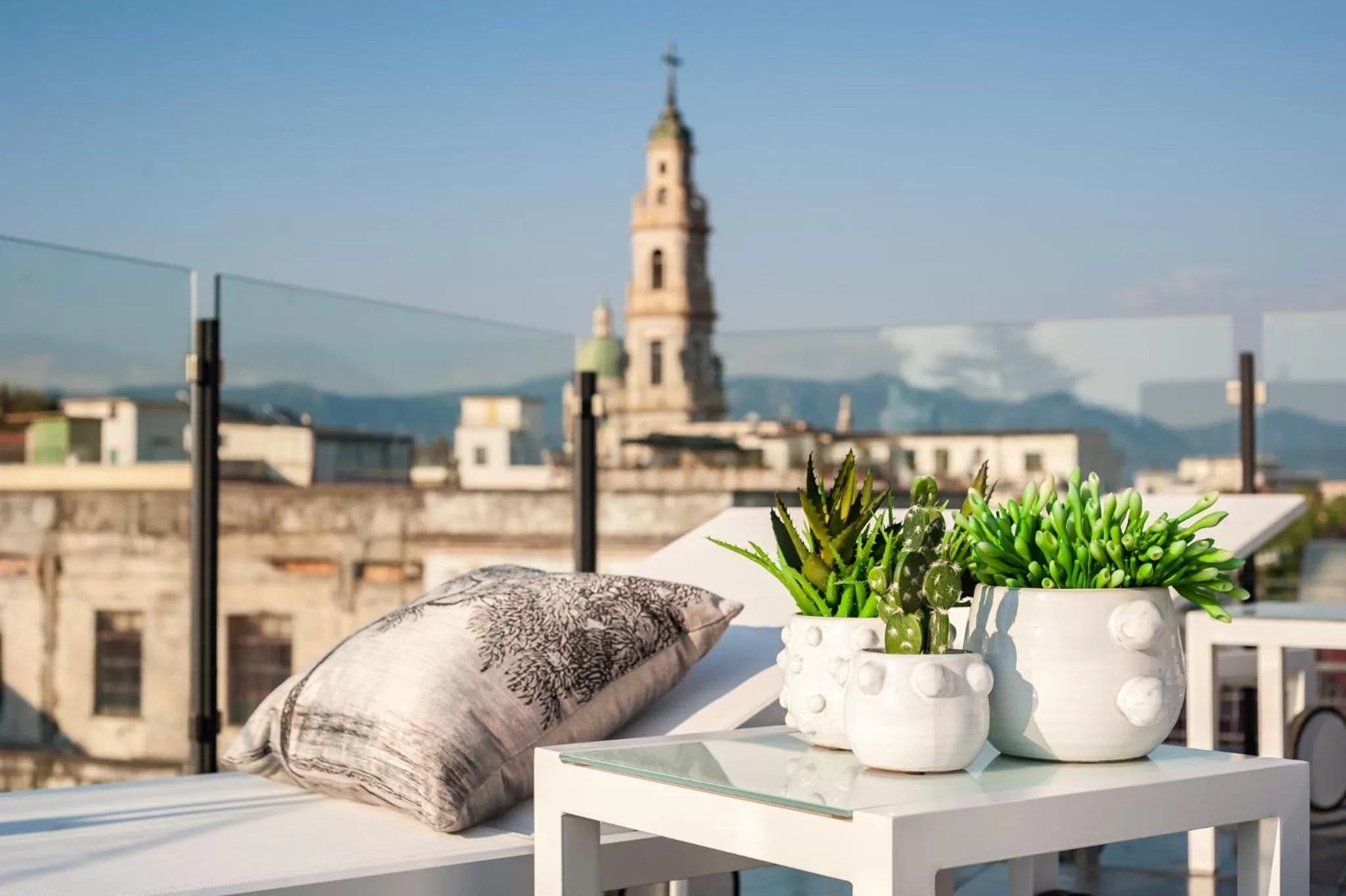 Hot Tub in Dream House Pompei