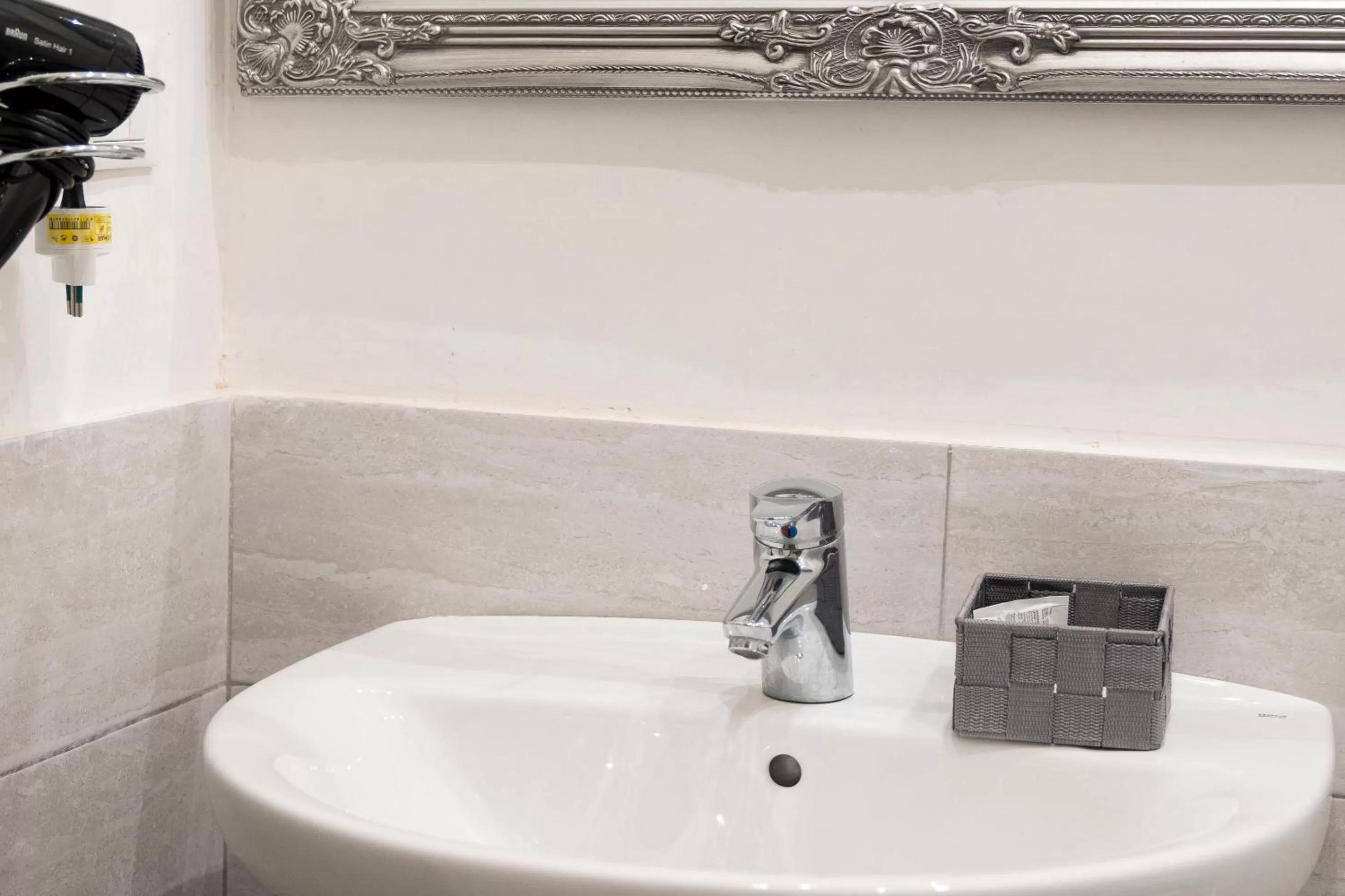 Bathroom in La Breccia A Porta Pia