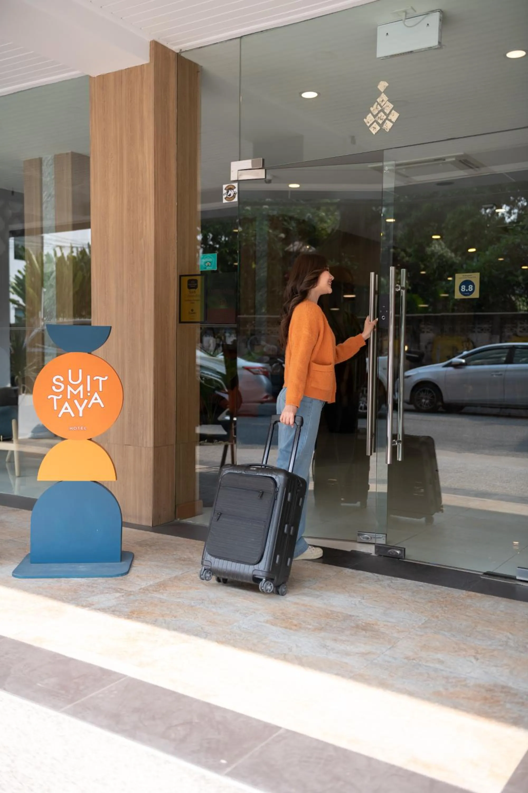 Facade/entrance in Sumittaya Chiangmai Hotel