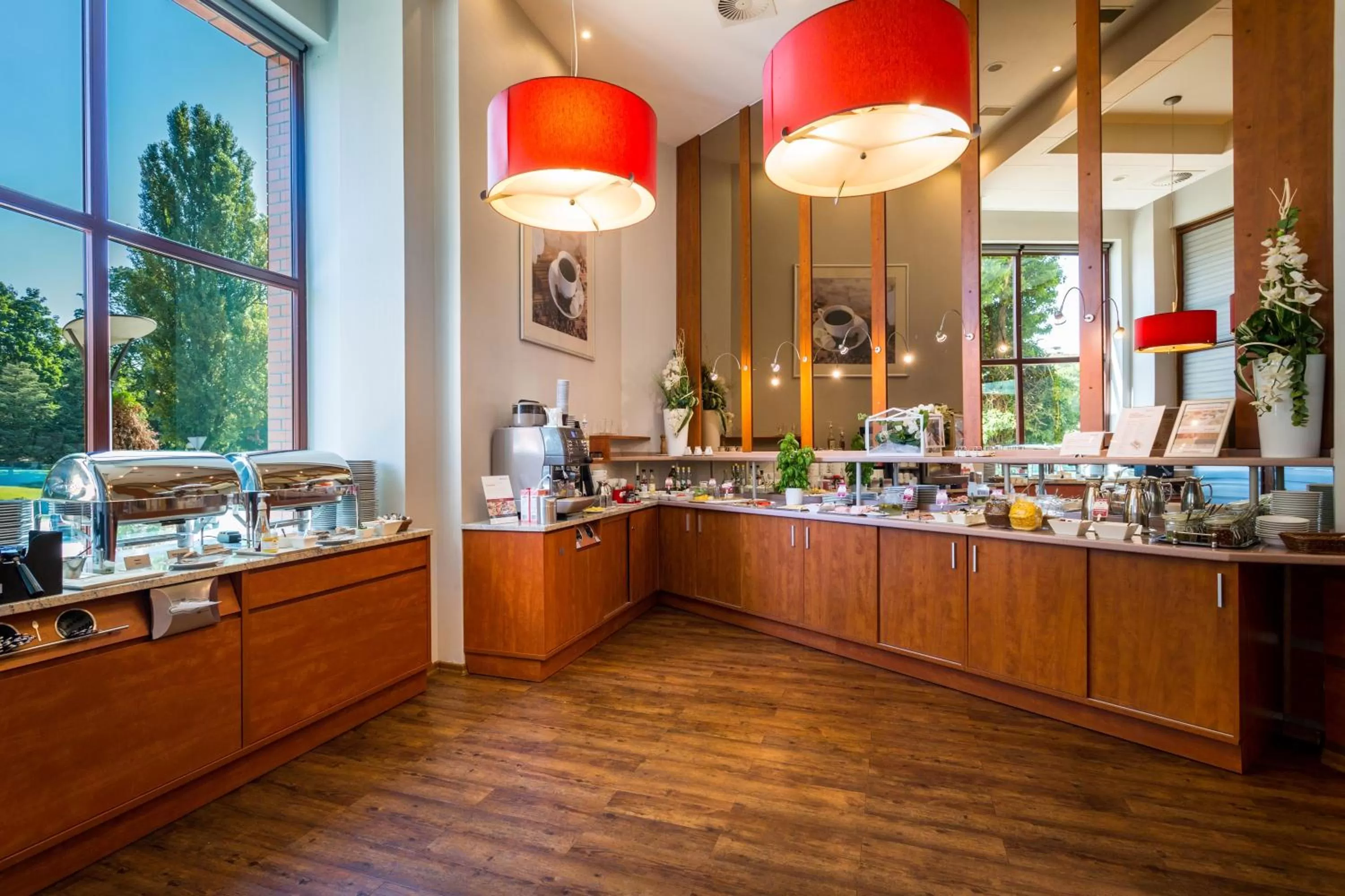 Buffet breakfast in Qubus Hotel Gorzów Wielkopolski