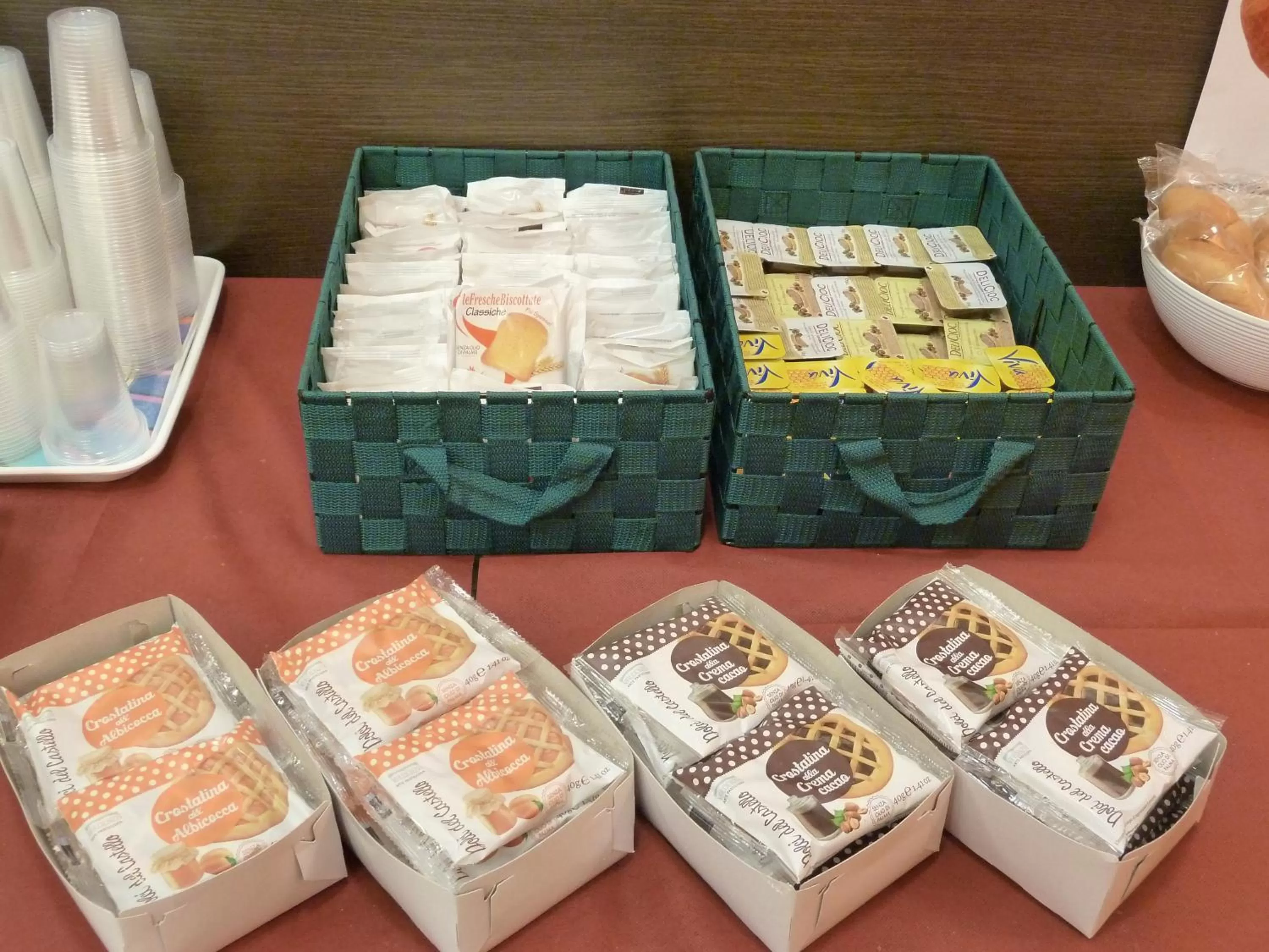 Buffet breakfast in Hotel Fiera