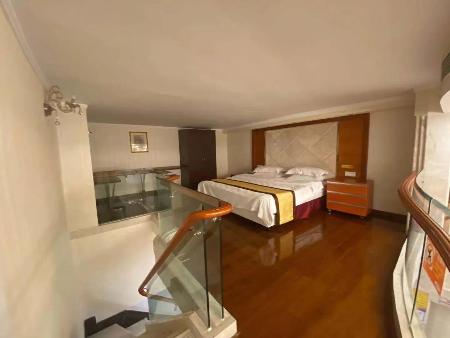 bunk bed, Bed in Guangzhou Hakka Apartment Beijing Road