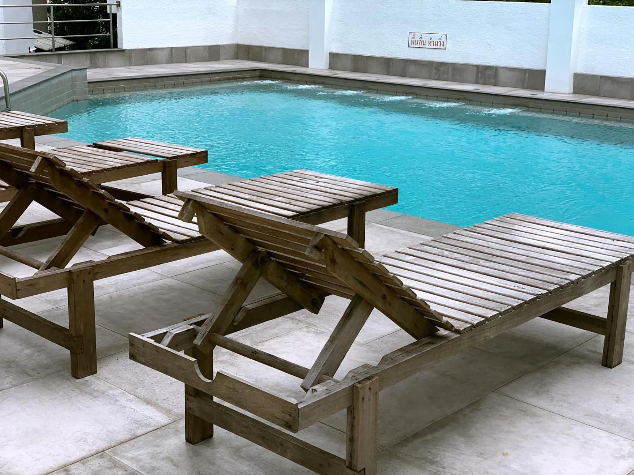 Swimming pool in Watana Hotel