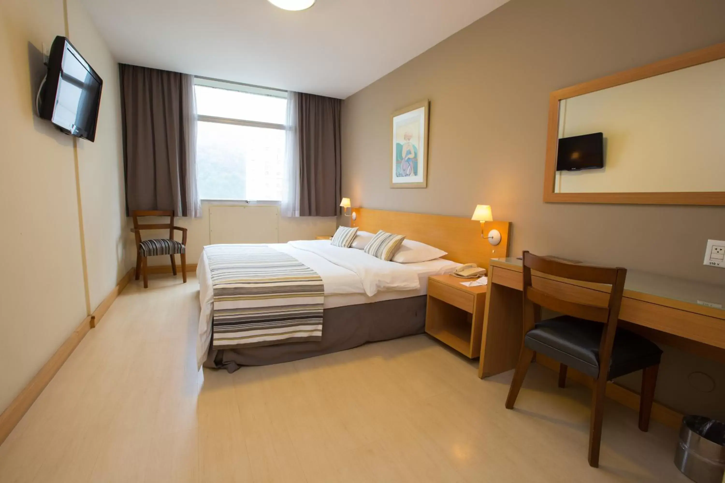 Suite Double - single occupancy in Augusto's Rio Copa Hotel Suite Double - single occupancy in Augusto's Rio Copa Hotel