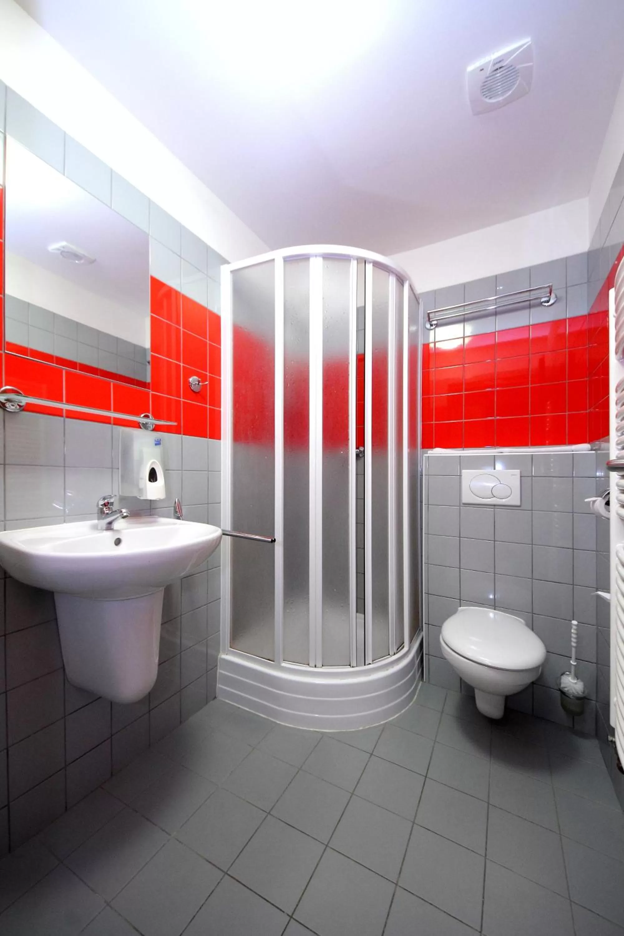 Shower, Bathroom in Hotel S-centrum