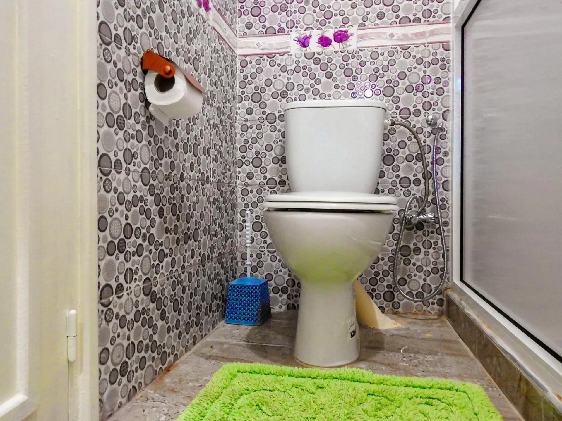 bidet, Bathroom in Le Bleu House