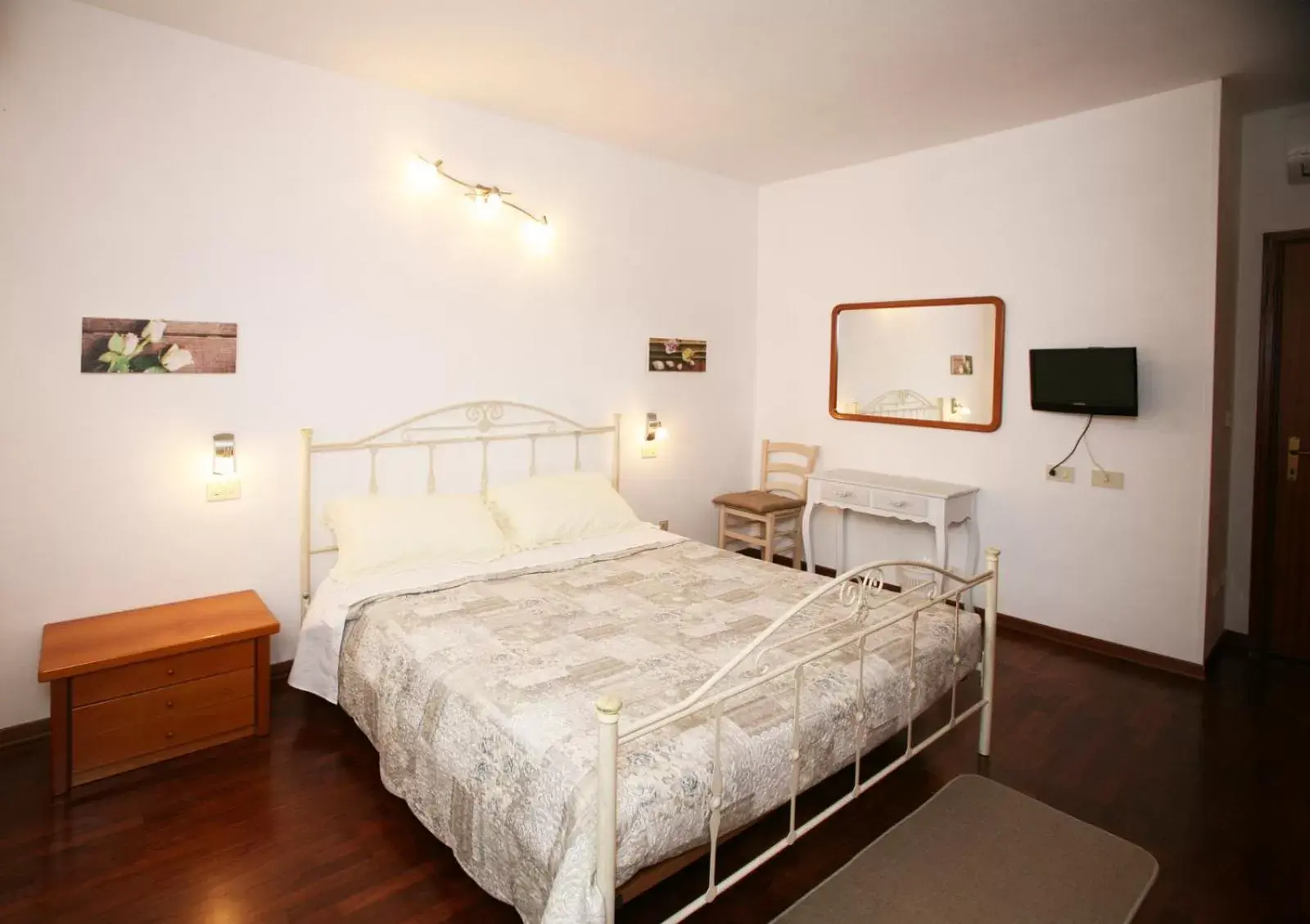 Double Room with Private External Bathroom in I salici di Laura Double Room with Private External Bathroom in I salici di Laura
