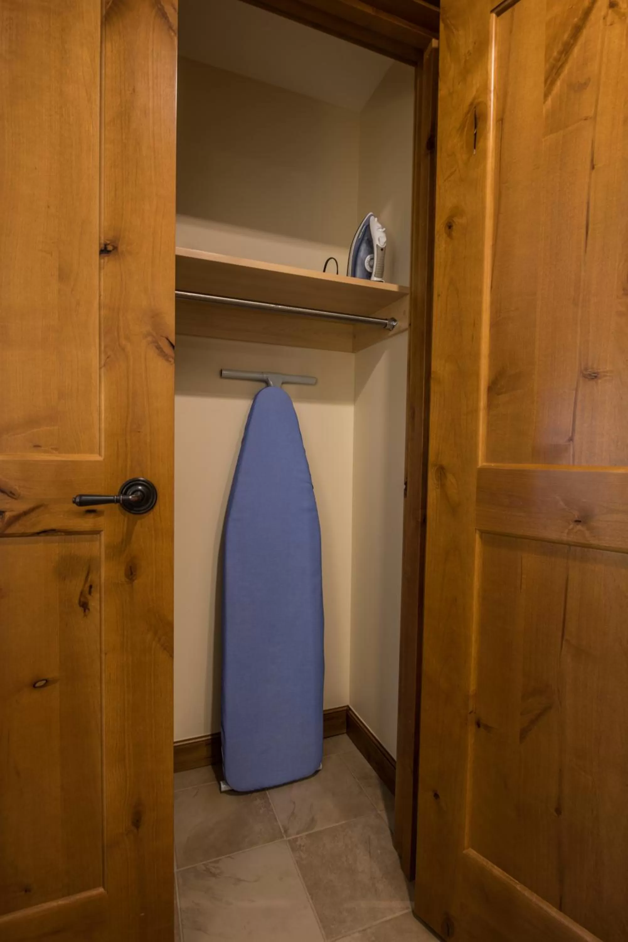 The Lodge at Mountaineer Square, A Vail Resorts Property